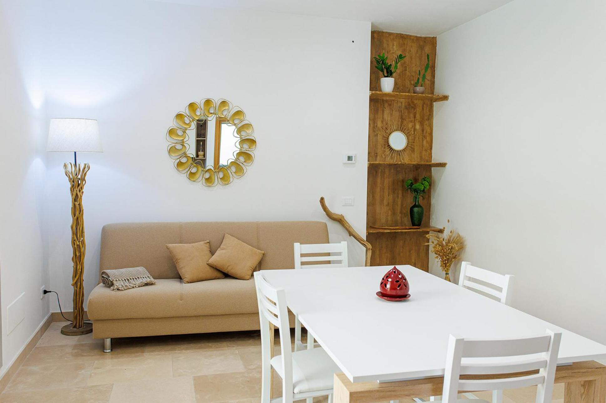 Deluxe Apartment