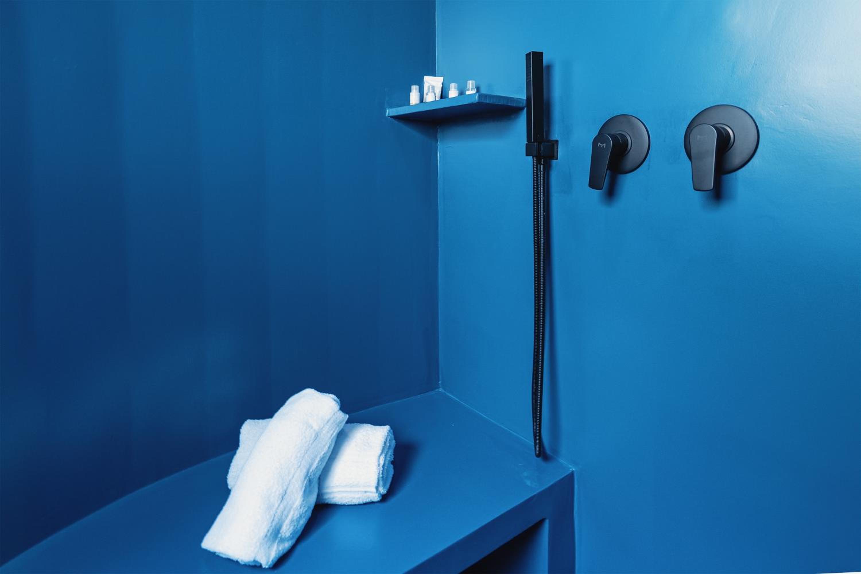 One-Bedroom House - Photo 15