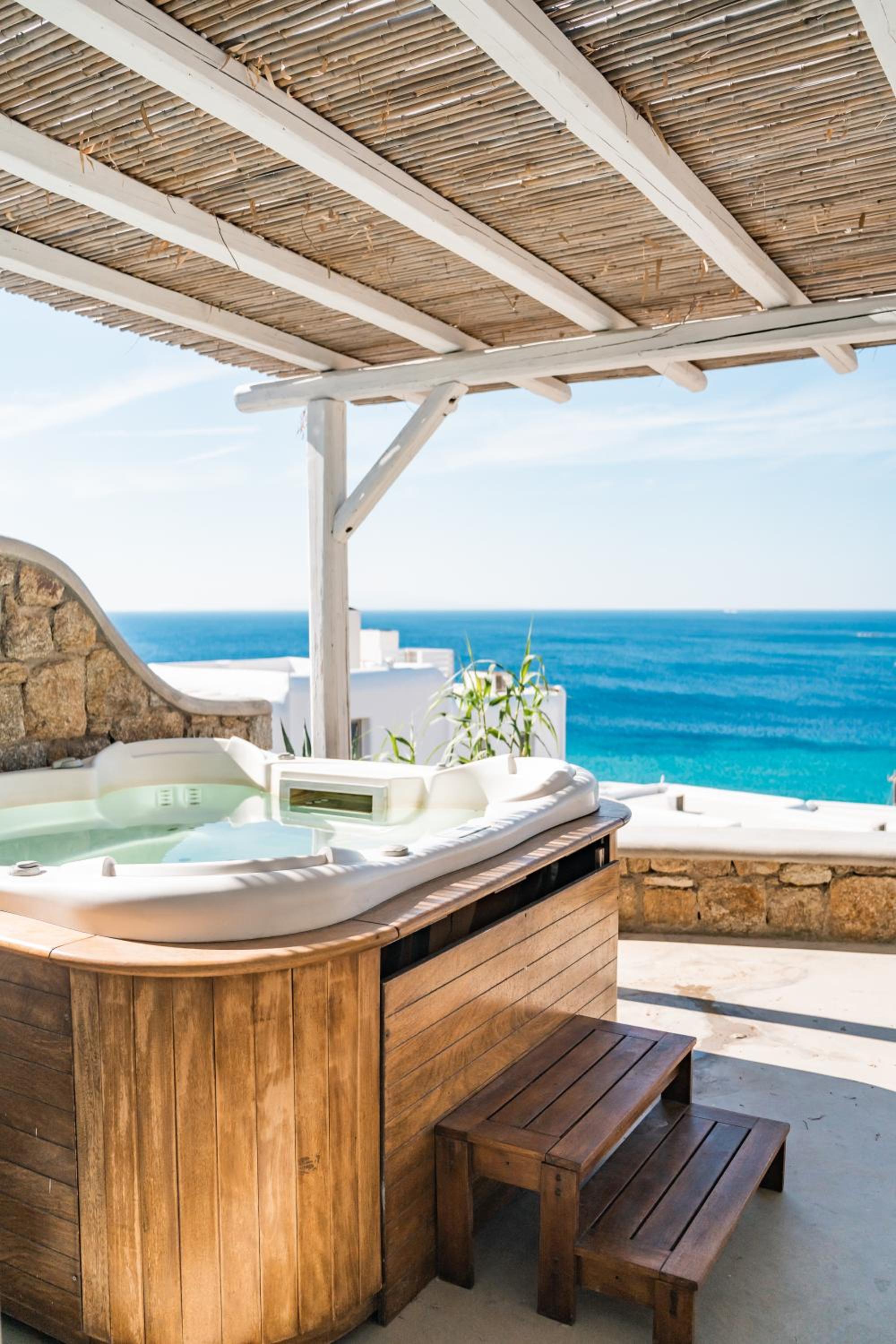 Deluxe Triple Room with cold water jacuzzi - Photo 10