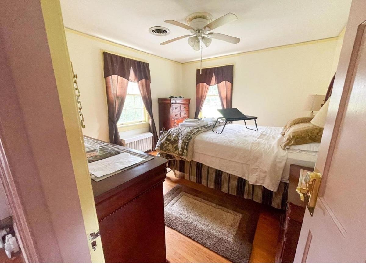 Deluxe Queen Room photo 3