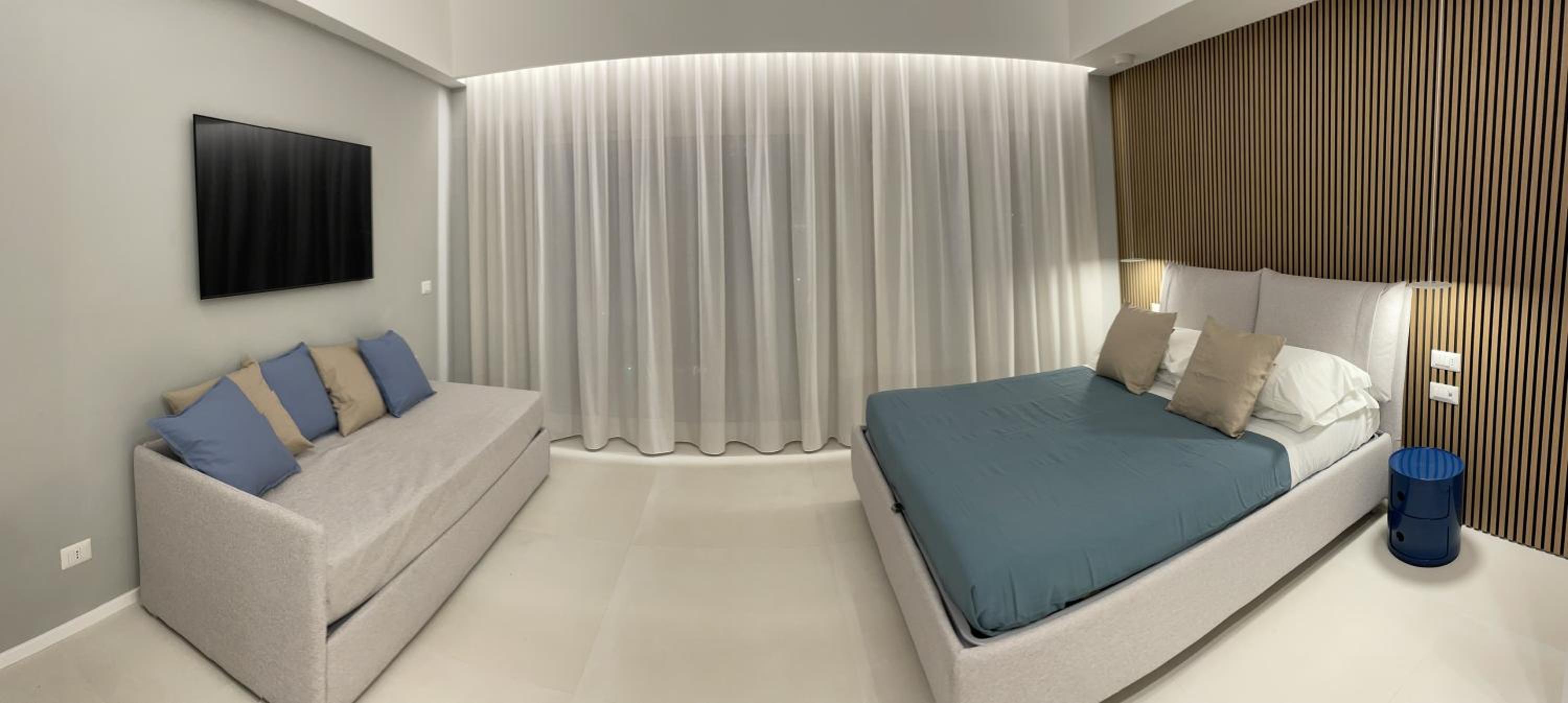 Studio Apartment with Sea View