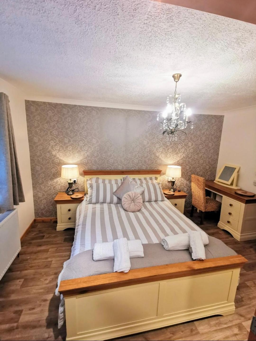 Deluxe King Room photo 3