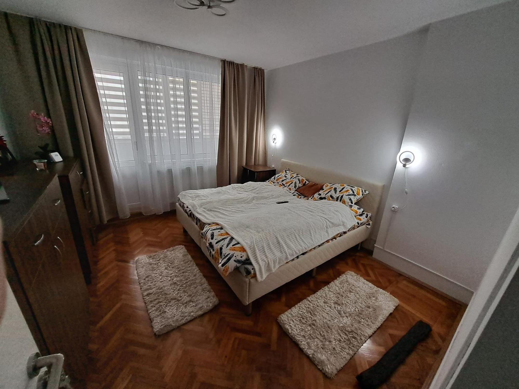 One-Bedroom Apartment photo 3