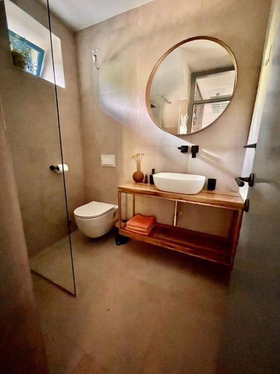 Two-Bedroom House photo 3