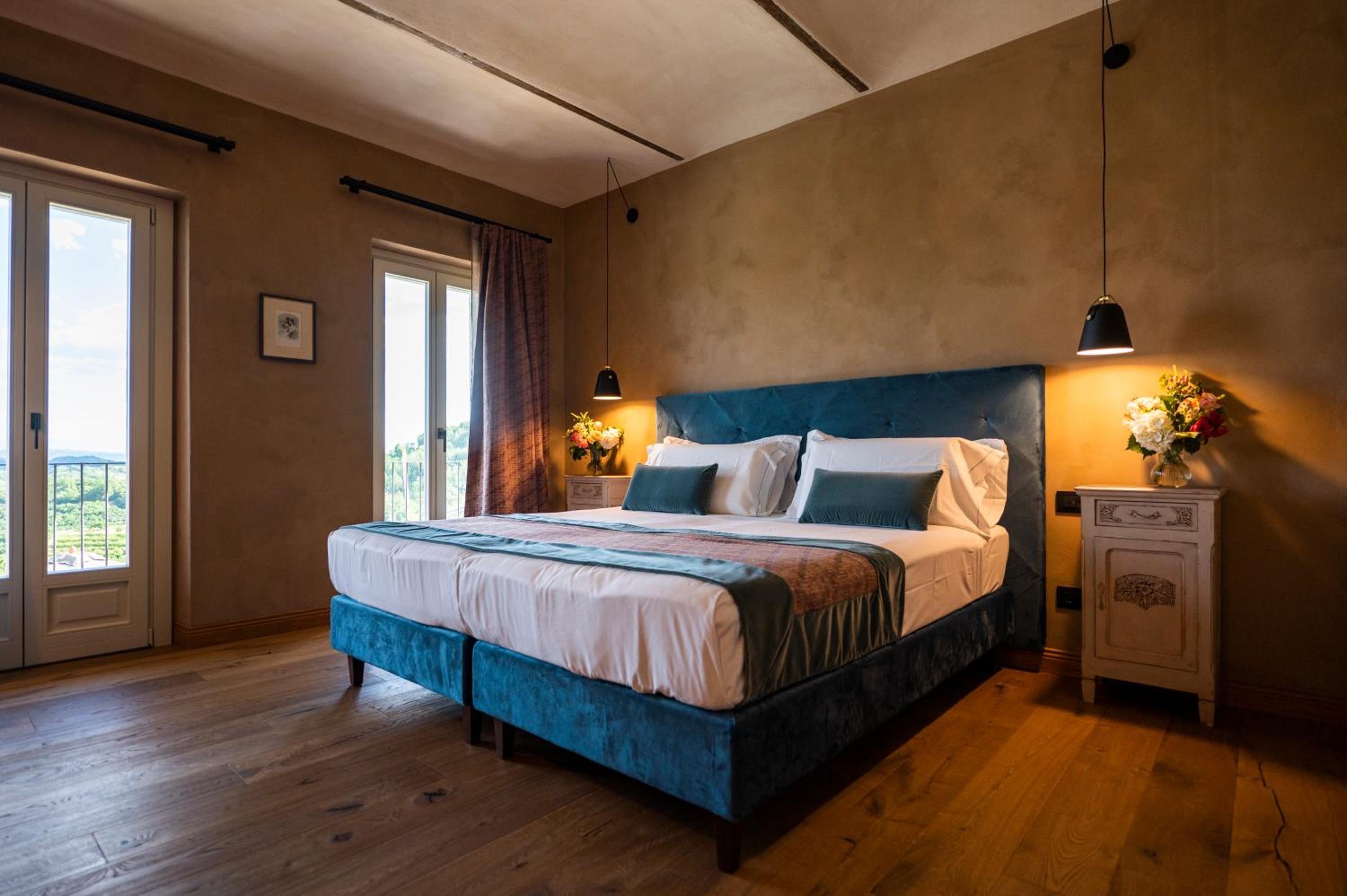 Three-Bedroom House photo 2
