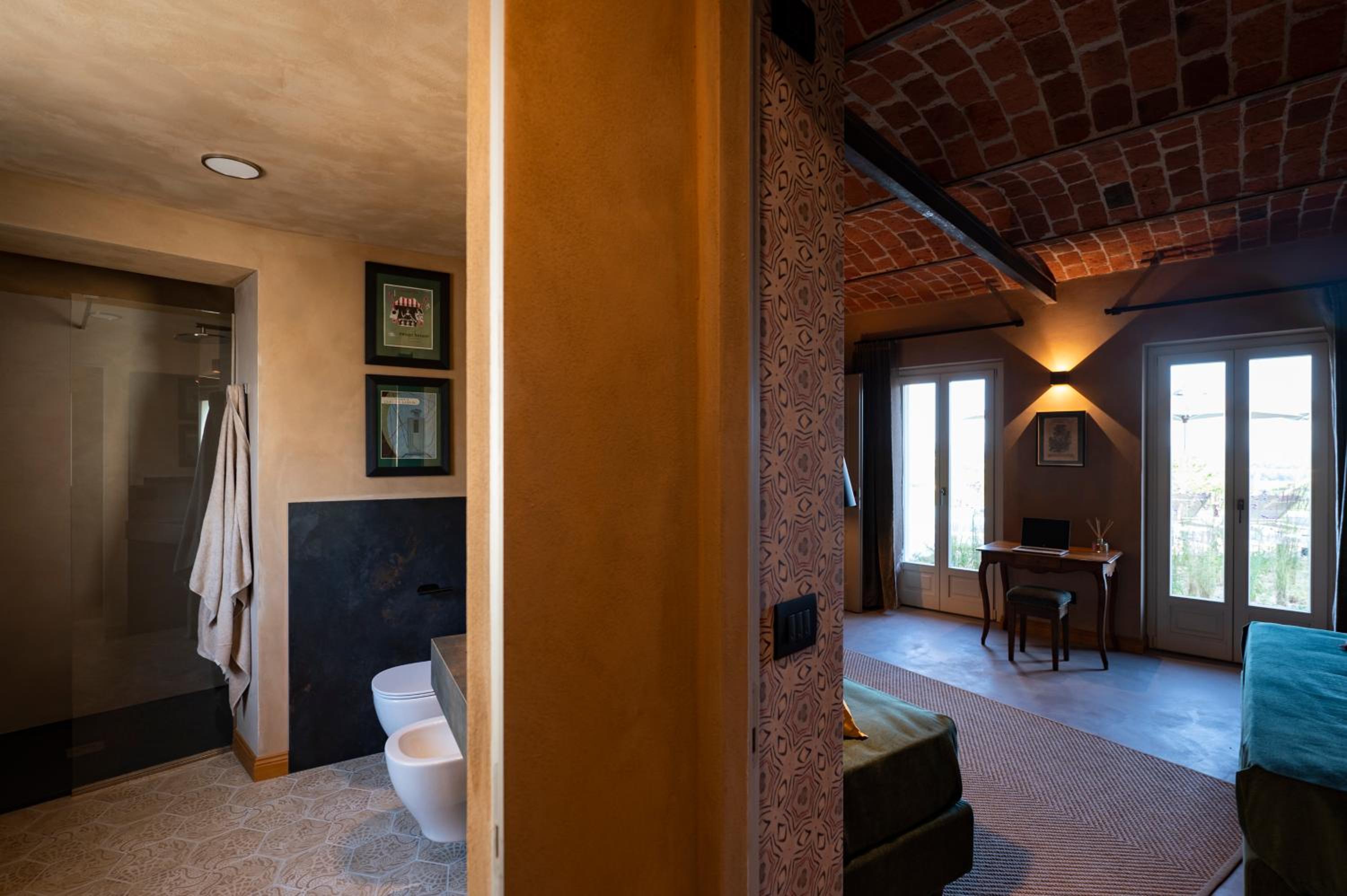 Three-Bedroom House photo 3