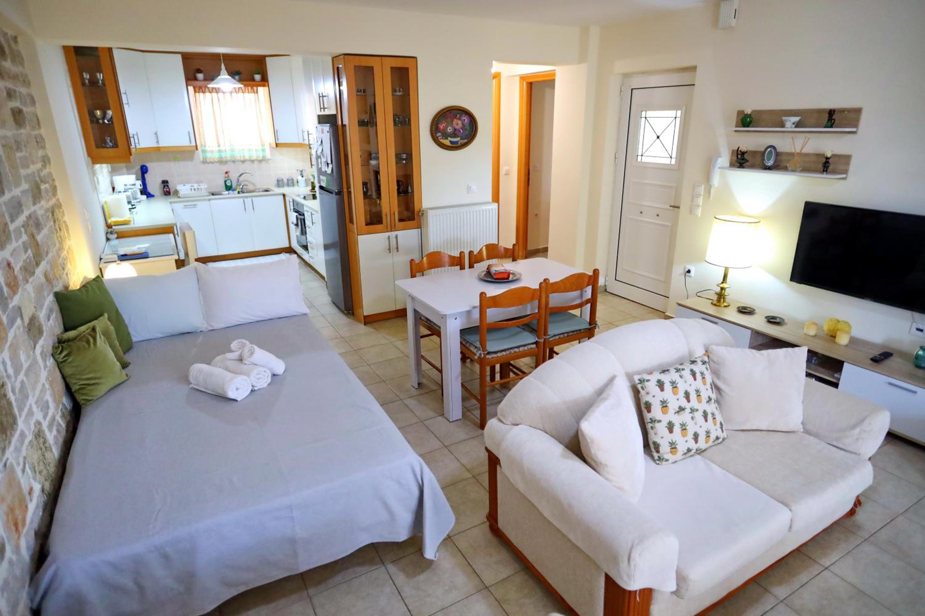 Apartment - Photo 32
