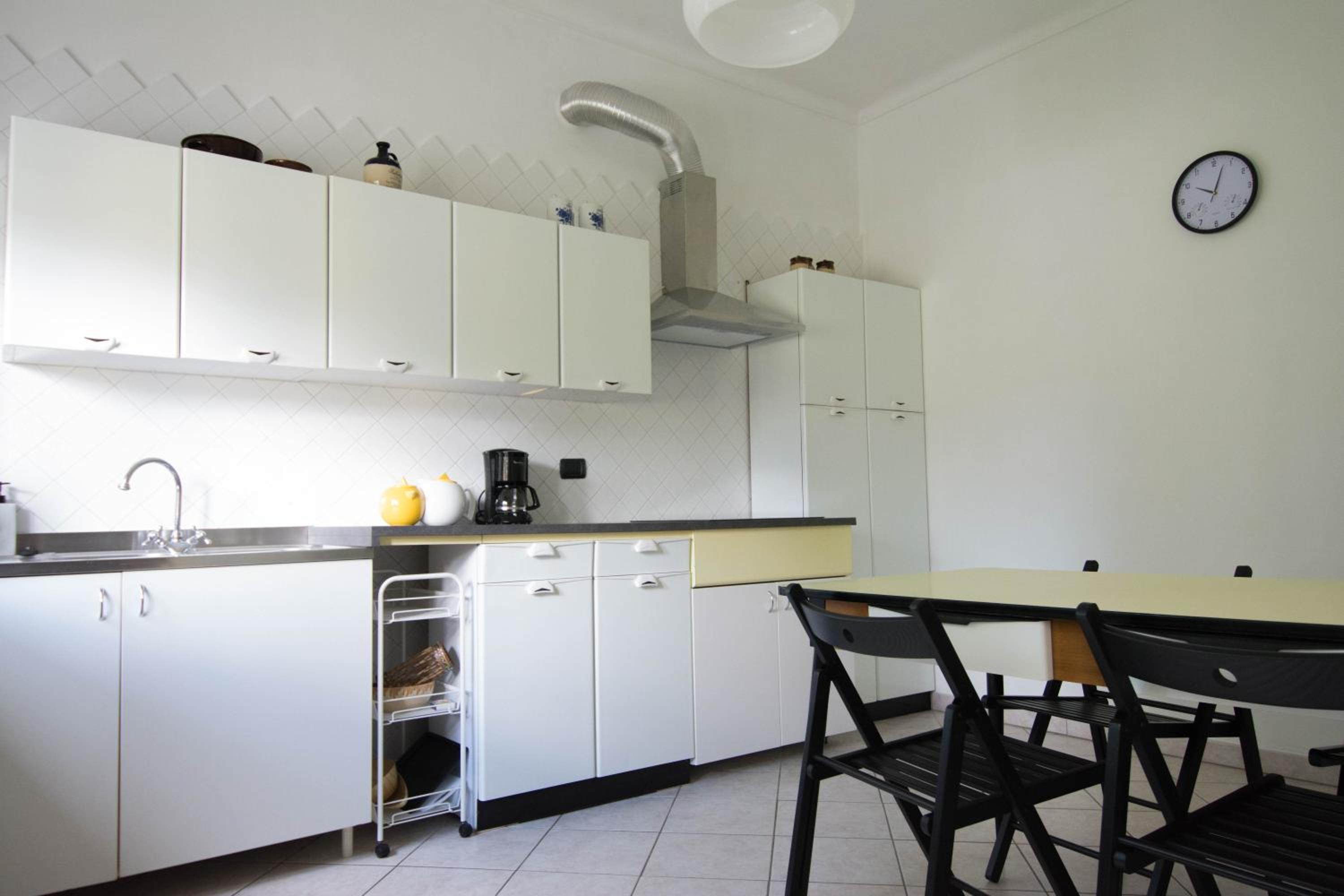 Two-Bedroom Apartment photo 2