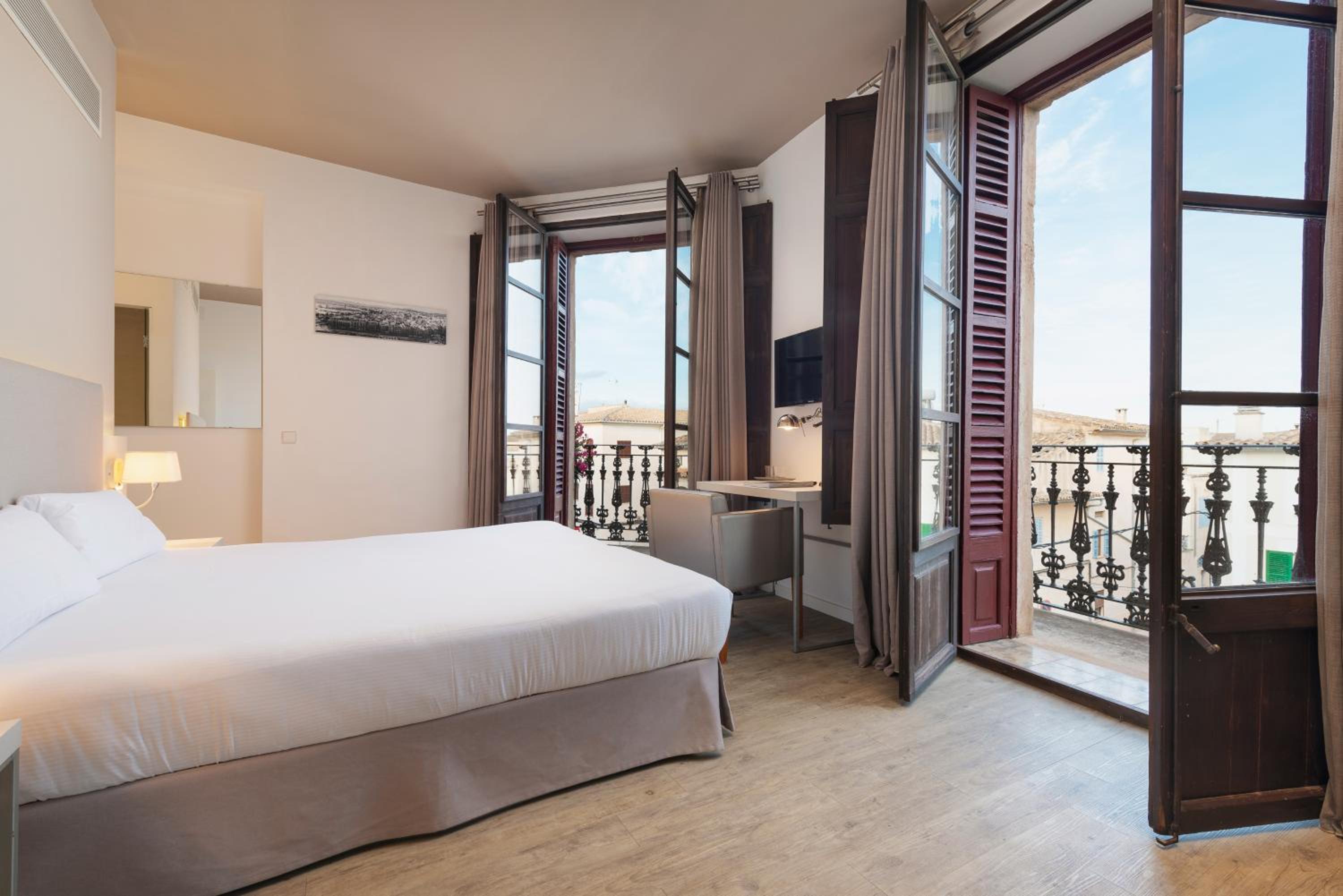 Habitación Doble de Lujo con Balcón