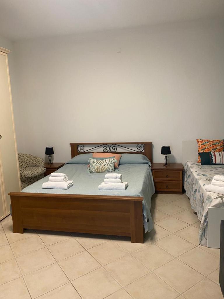 One-Bedroom Apartment photo 3