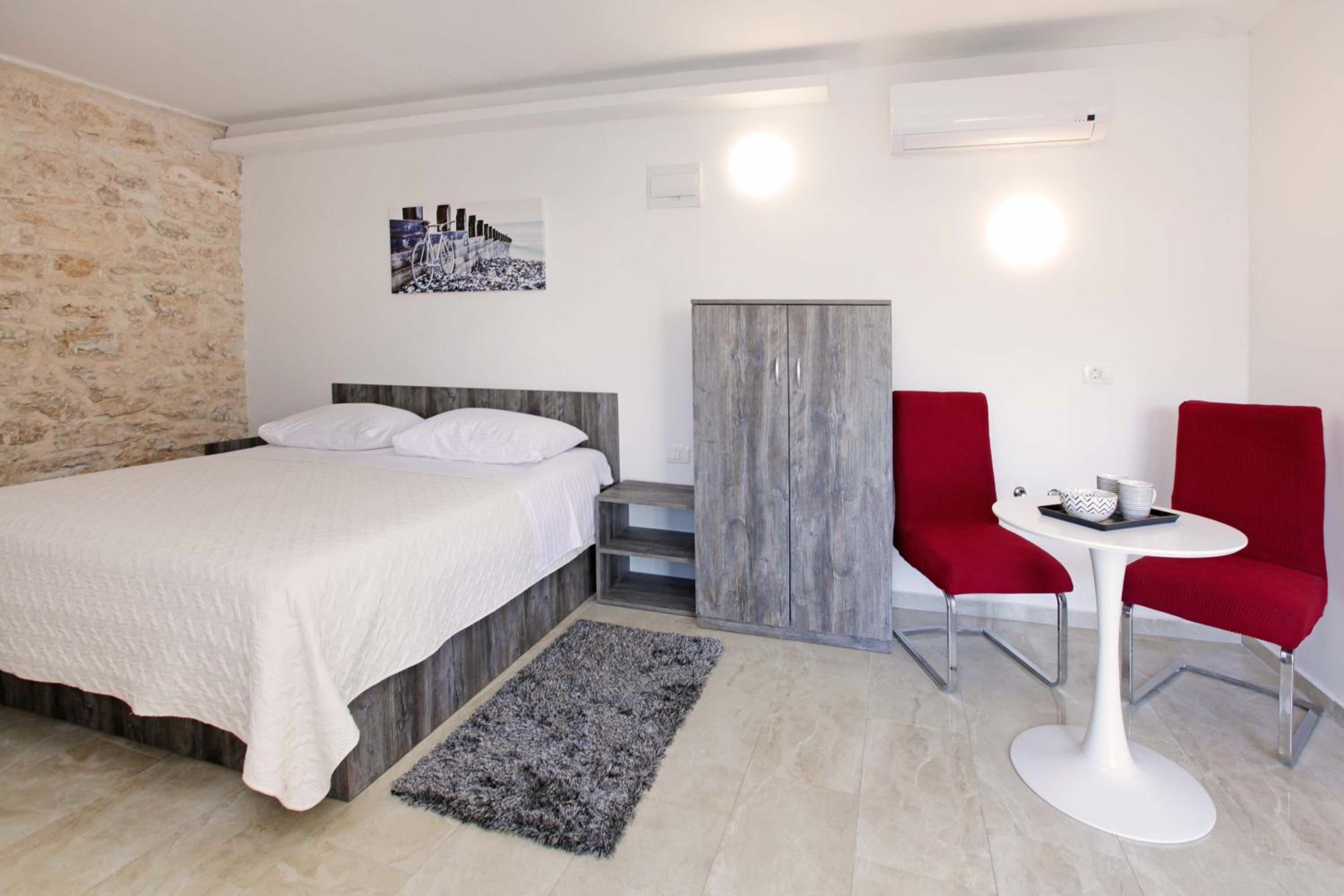 Deluxe Double Room - Photo 1
