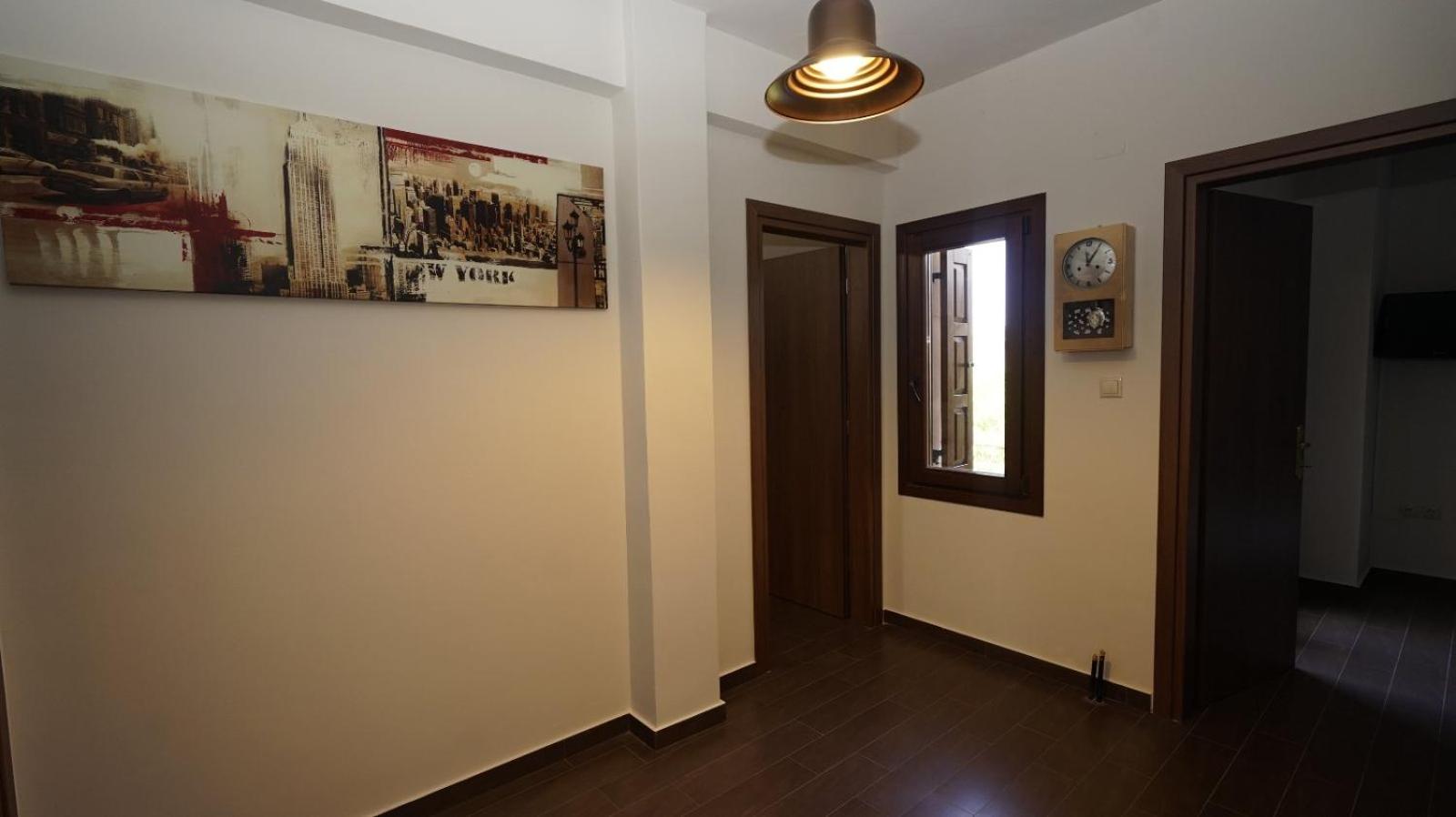 Three-Bedroom House photo 3