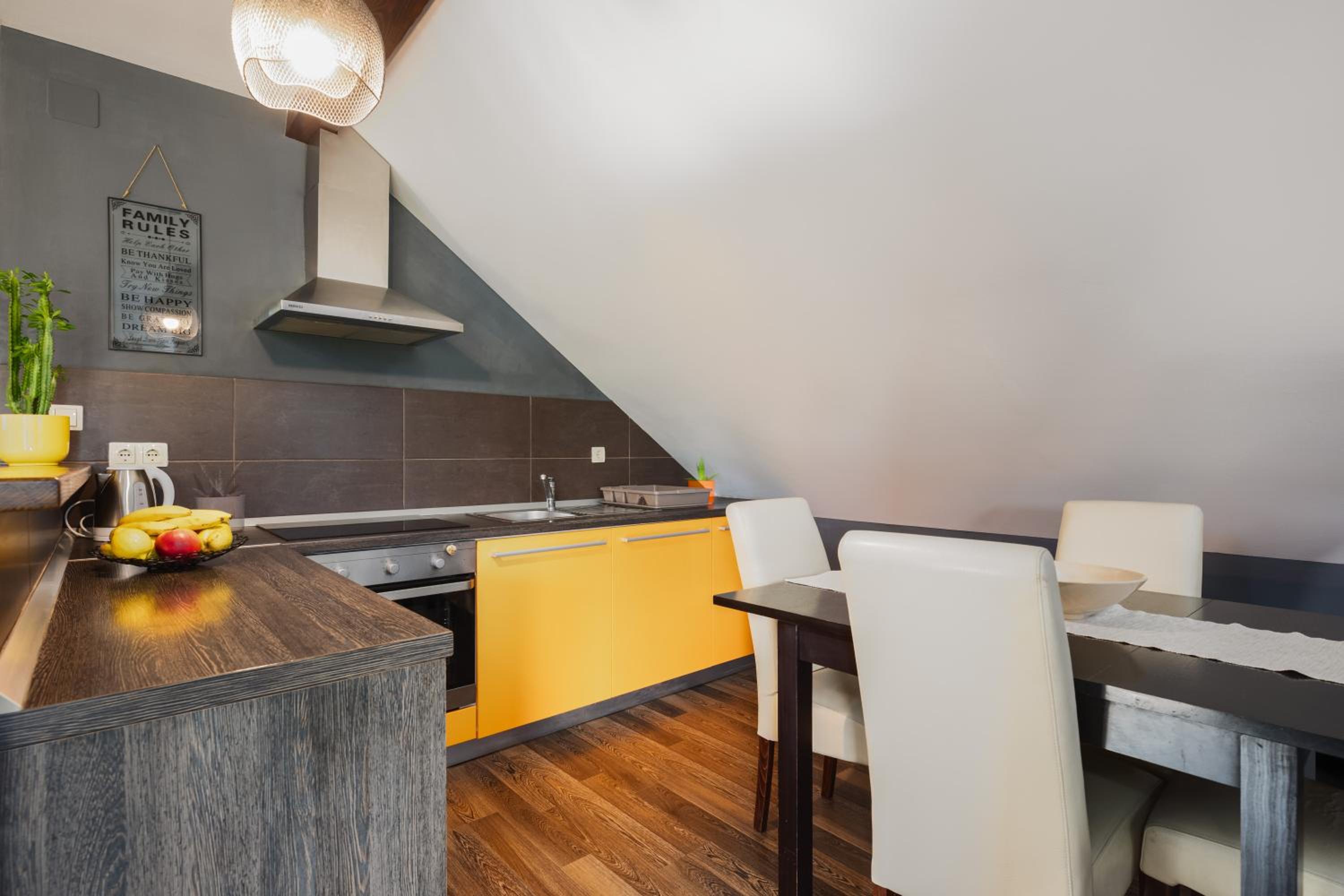 Two-Bedroom Apartment - Photo 11
