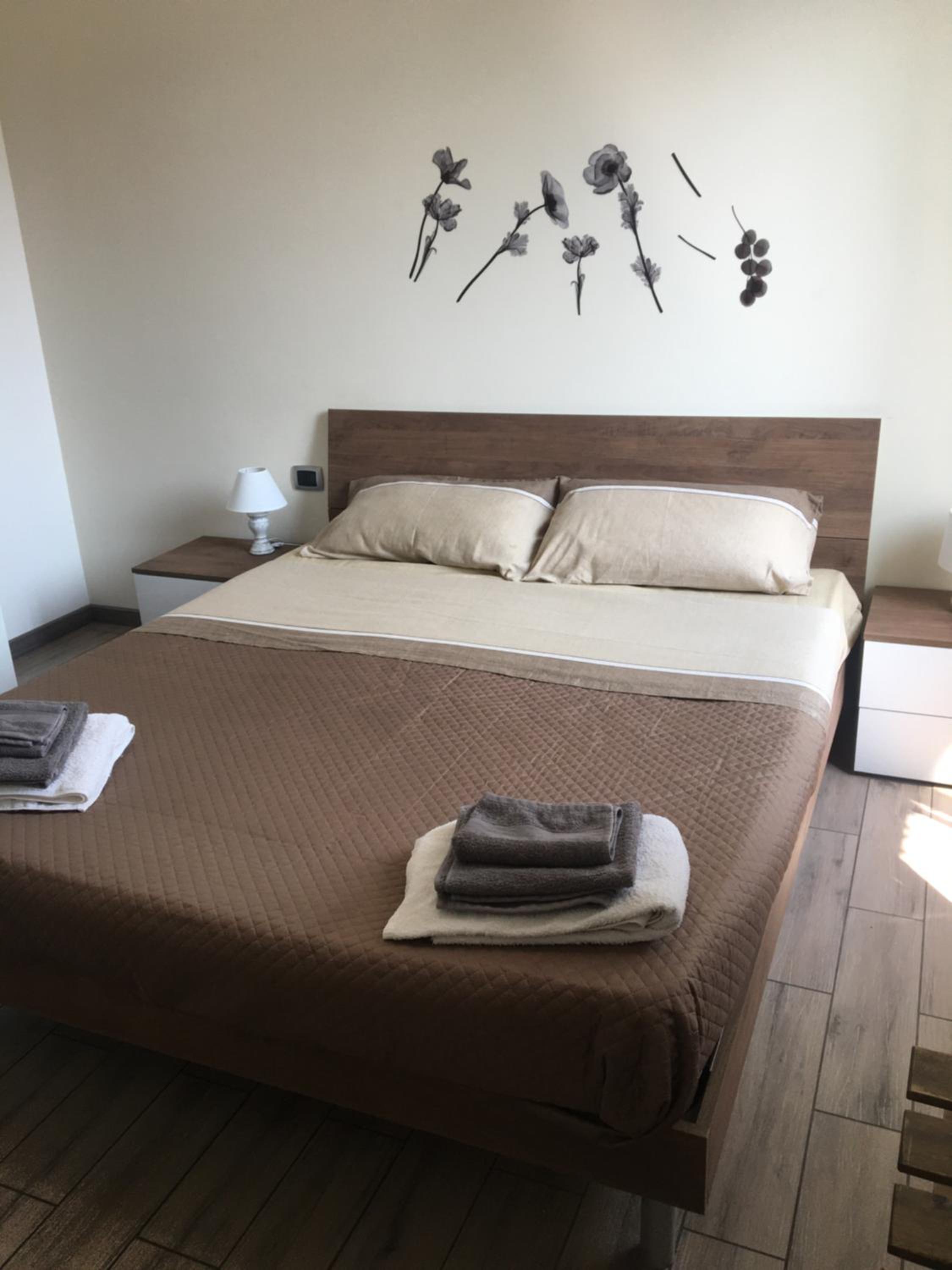 Double Room With Shared Bathroom