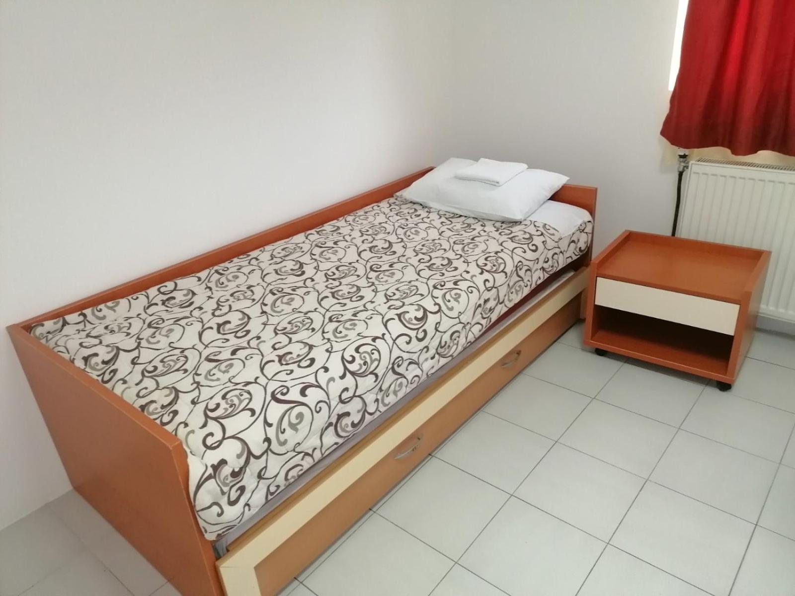 Small Double Room photo 1