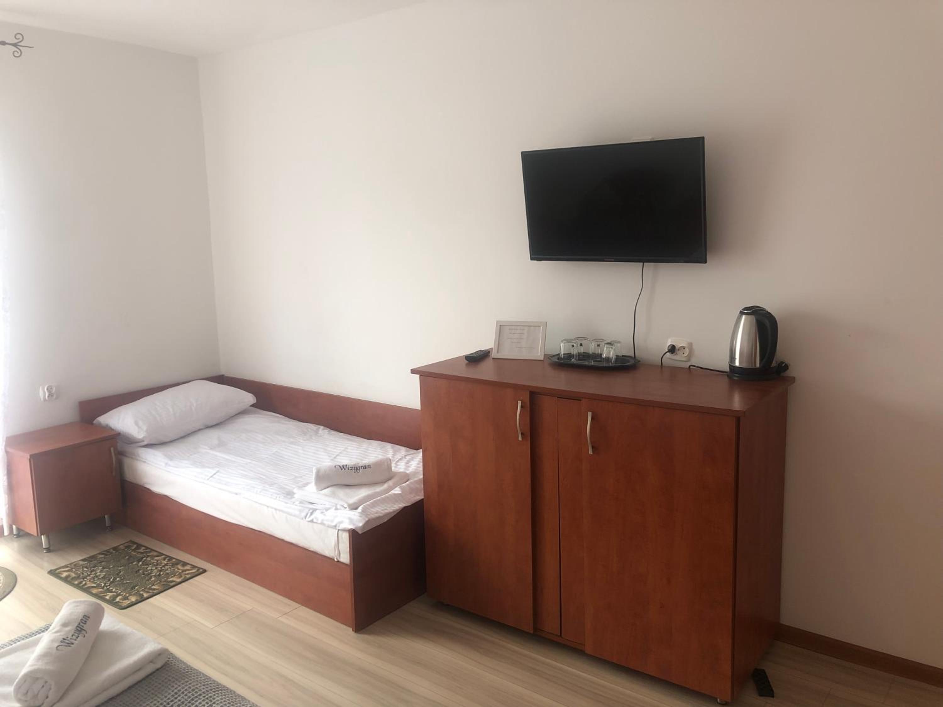 Quadruple Room with Balcony photo 3