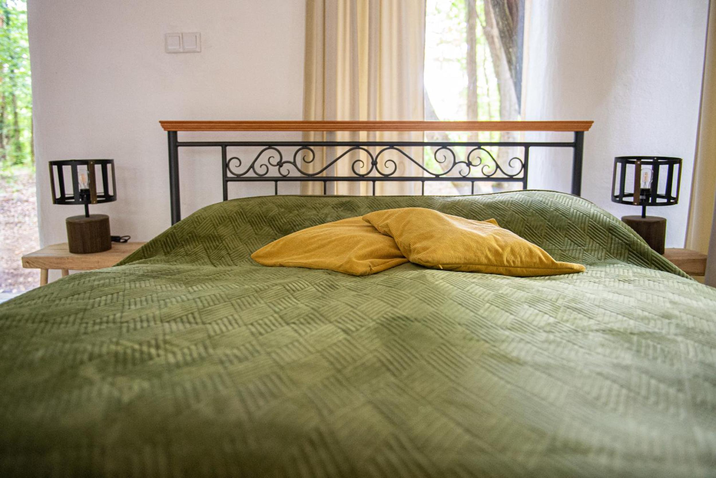 One-Bedroom House photo 1