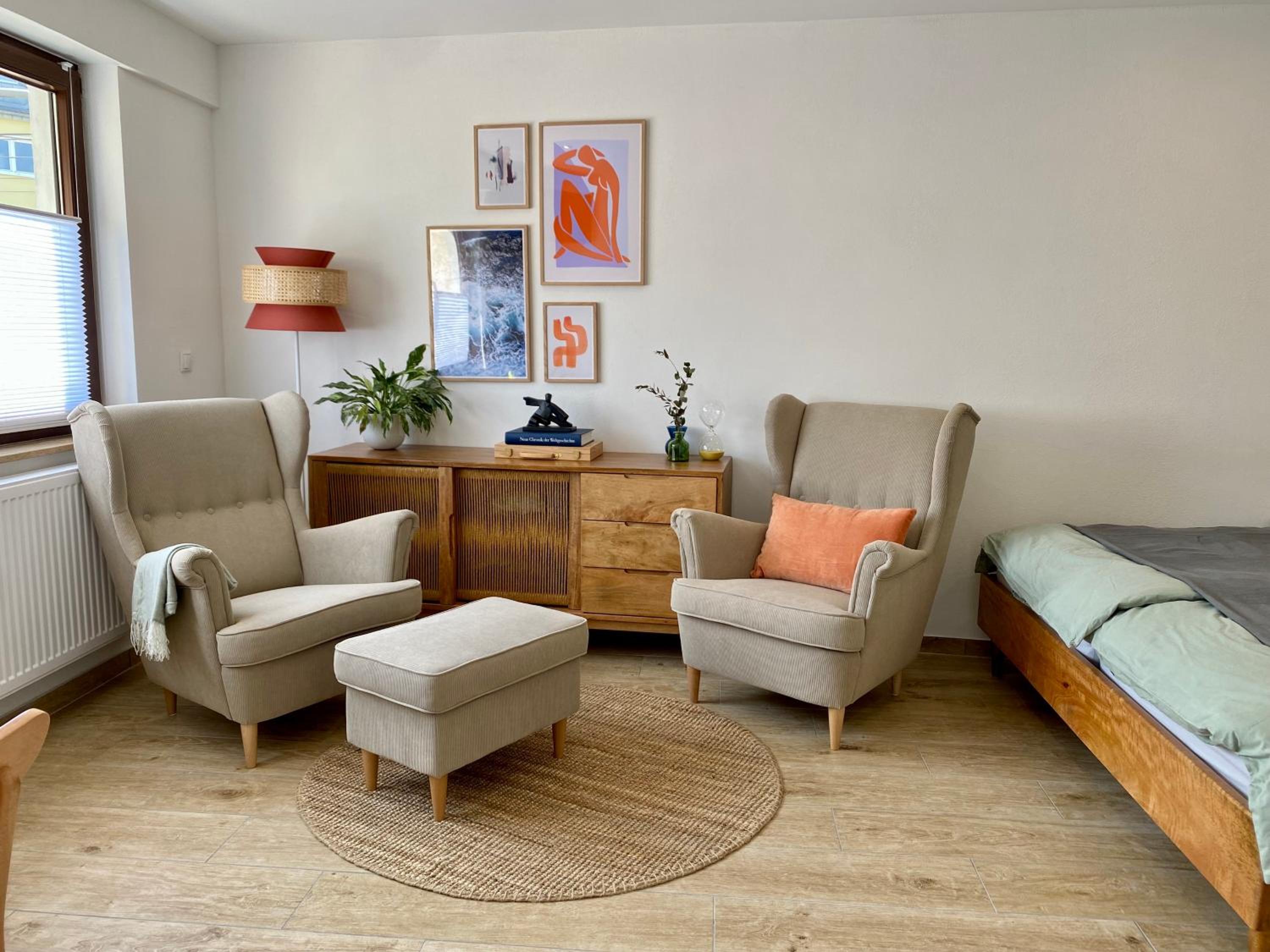 Apartment photo 2