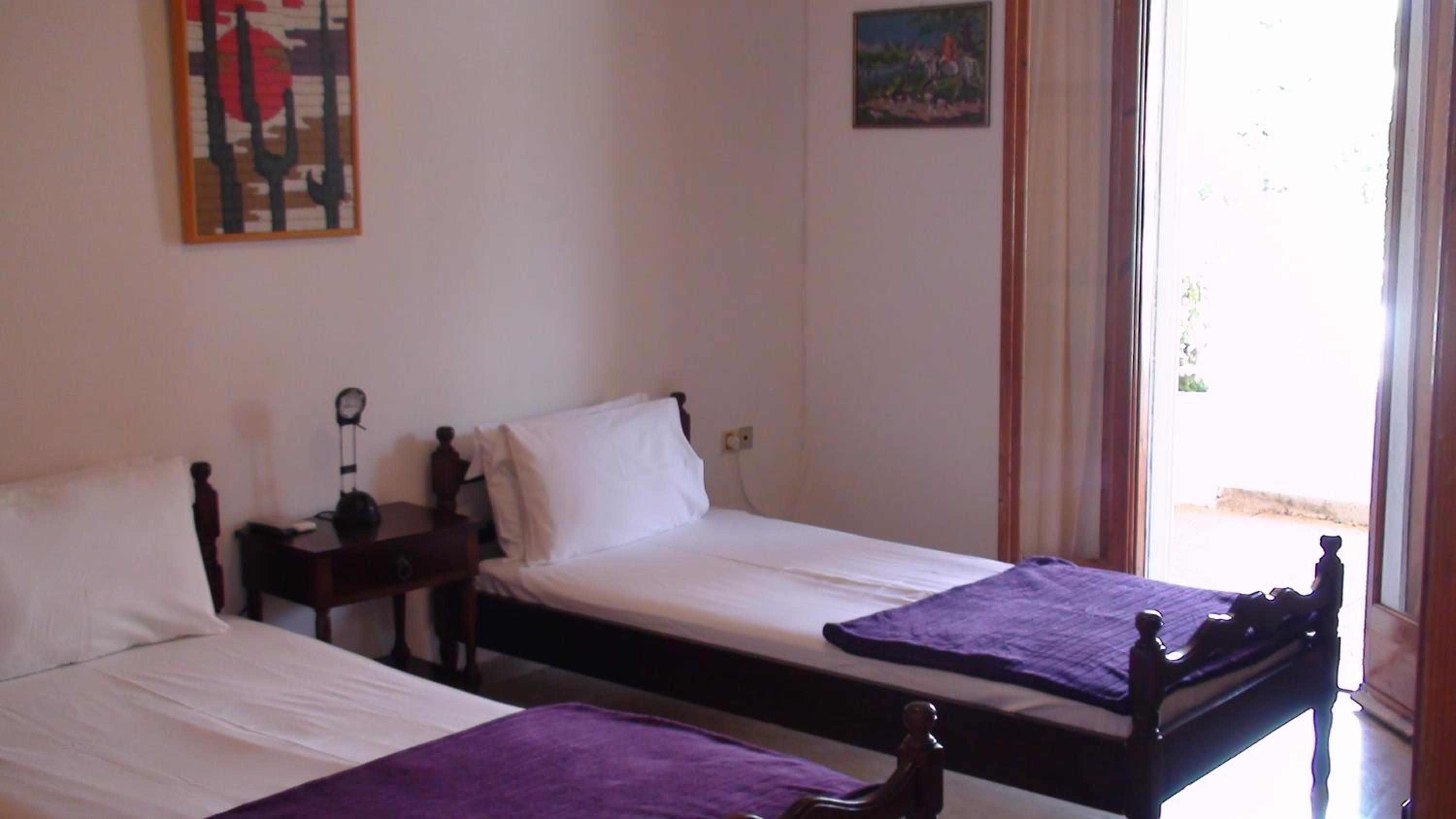 Two-Bedroom Apartment with Sea View (4-6 Adults)