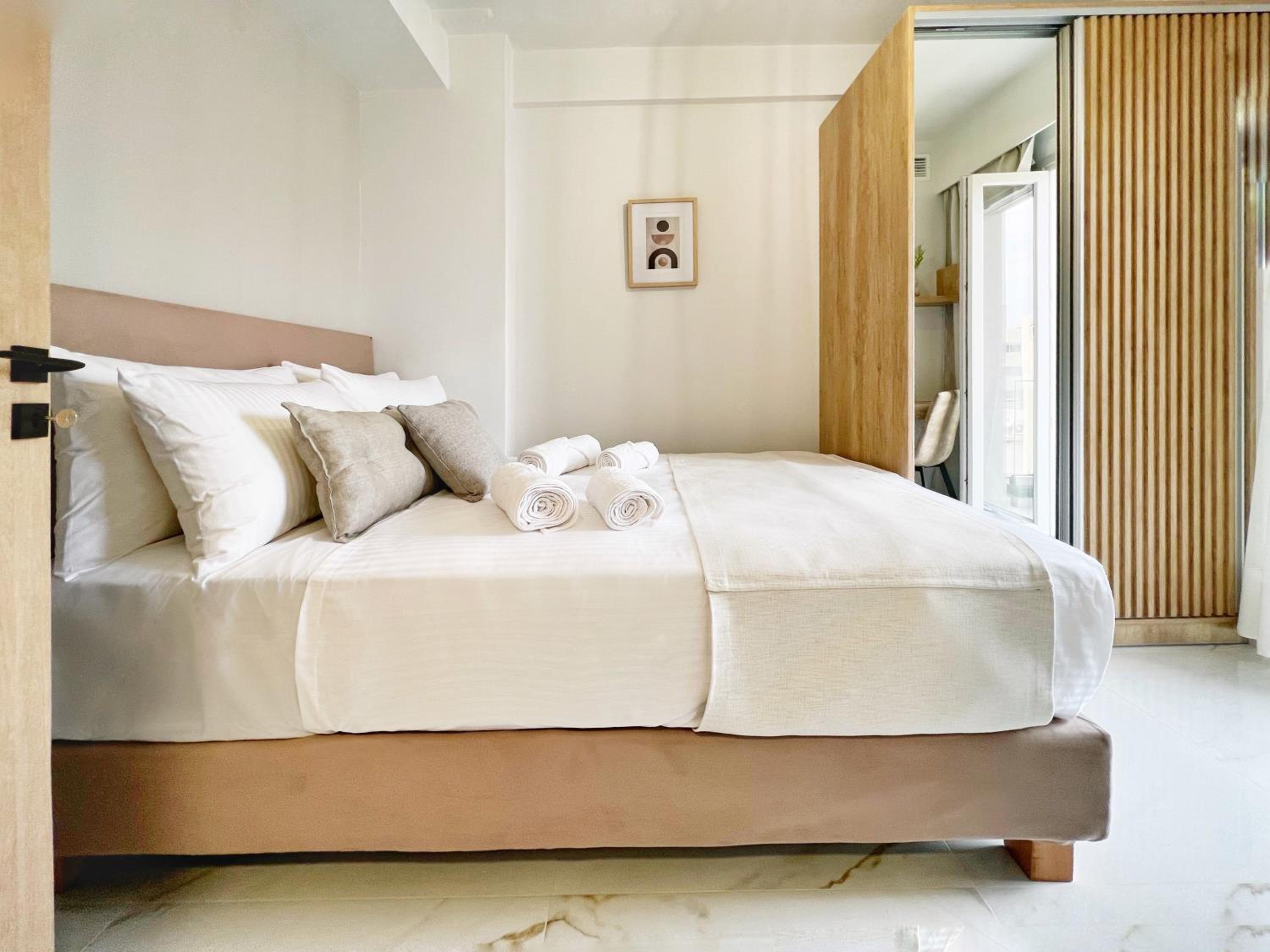 Apartment with Balcony