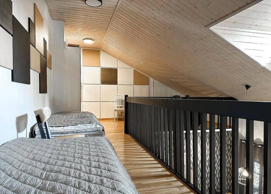 Two-Bedroom House photo 2