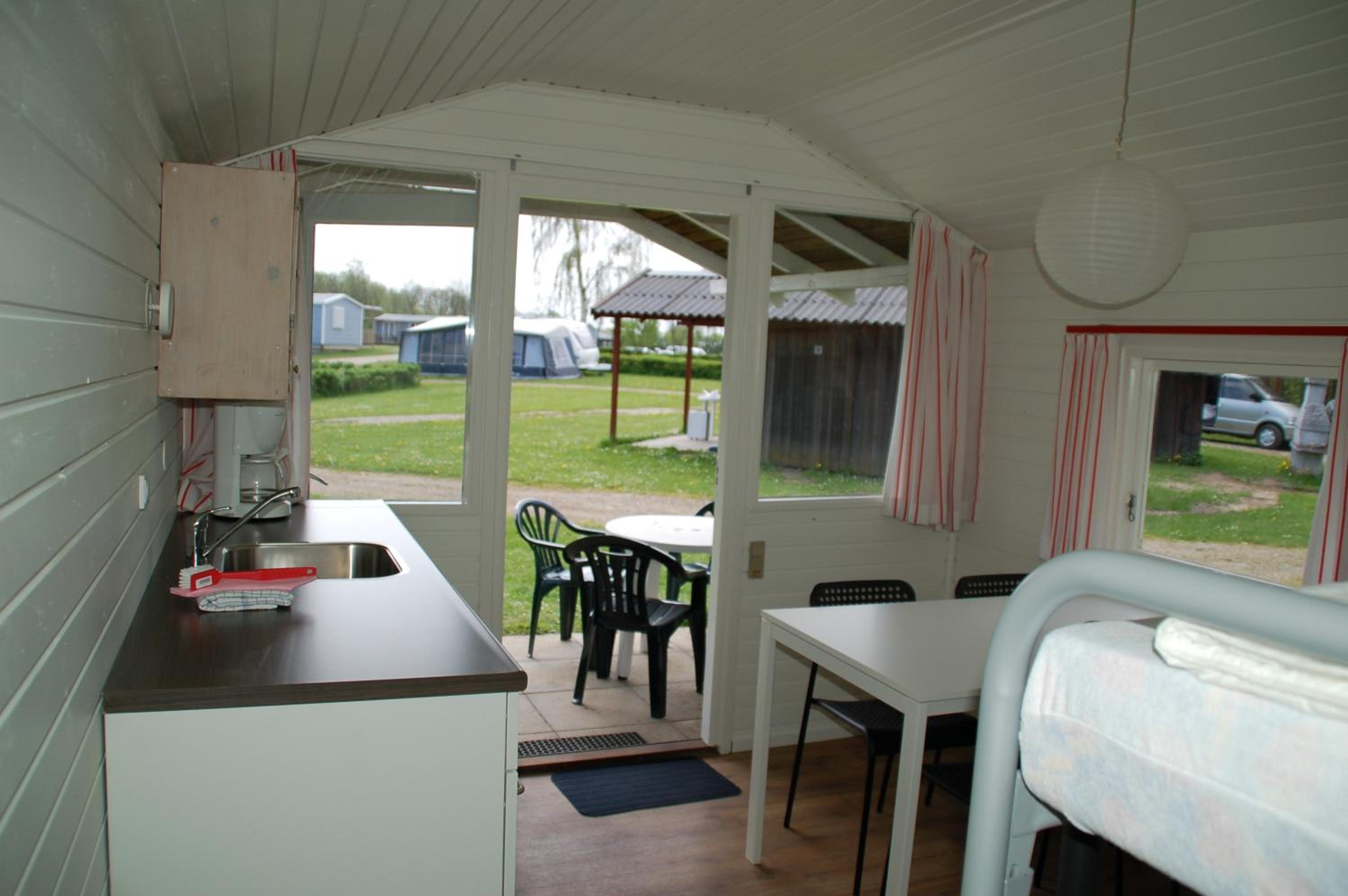 One-Bedroom Cottage with Shared Bathroom photo 2
