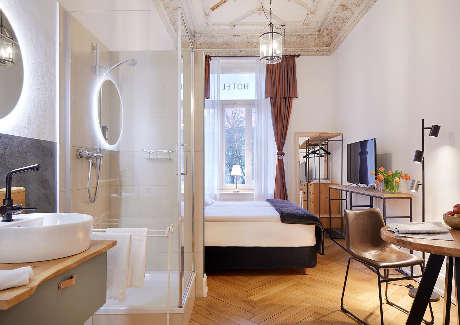 Double Room