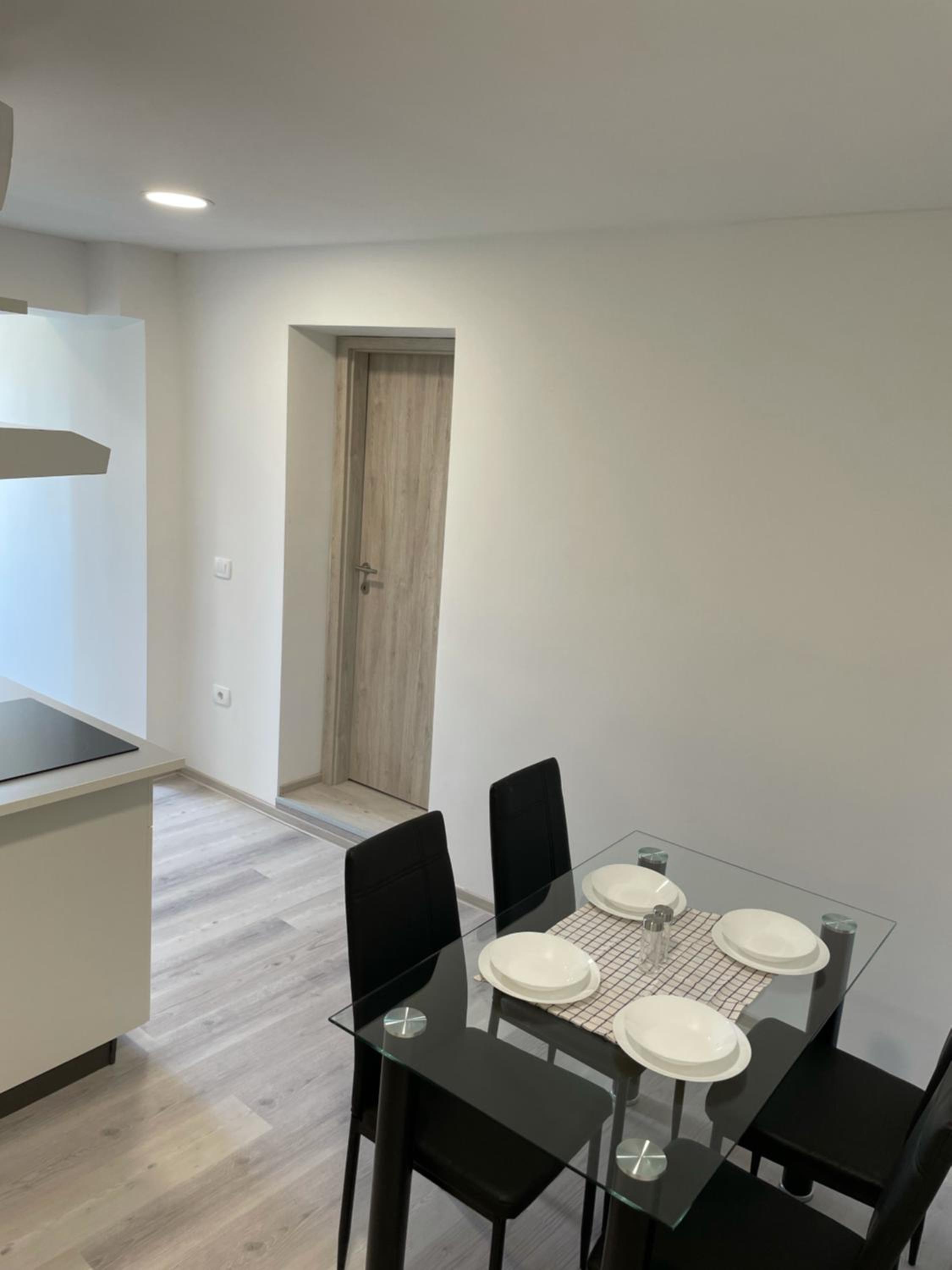 One-Bedroom Apartment - Photo 26