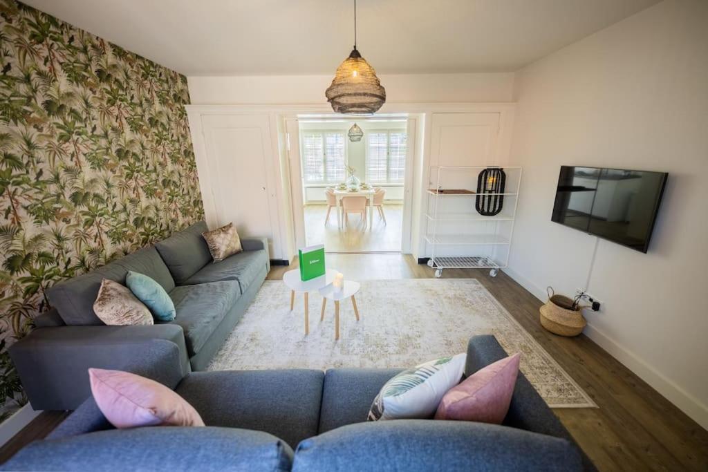 Apartment photo 1