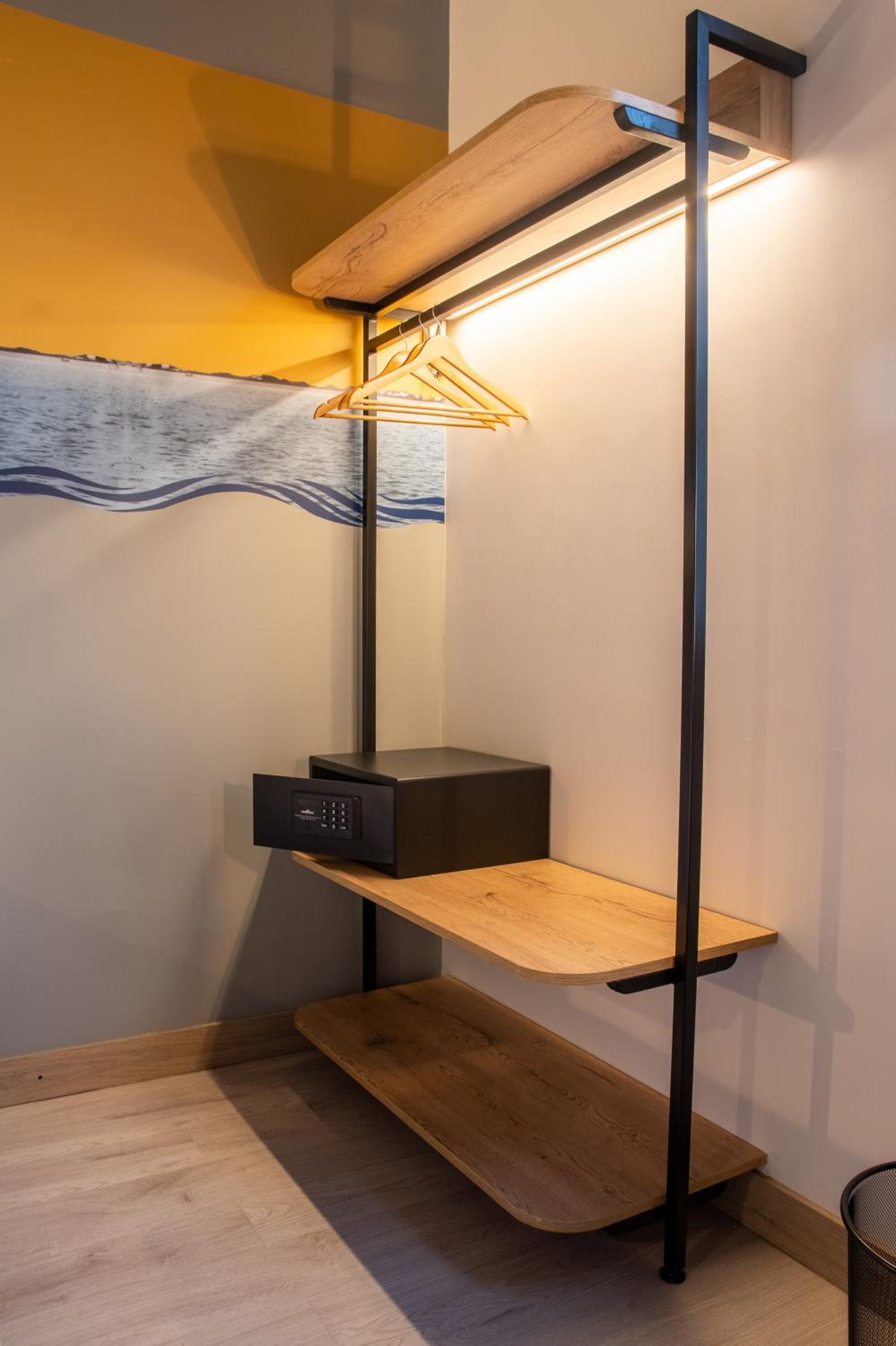 Superior Twin Room - Photo 2
