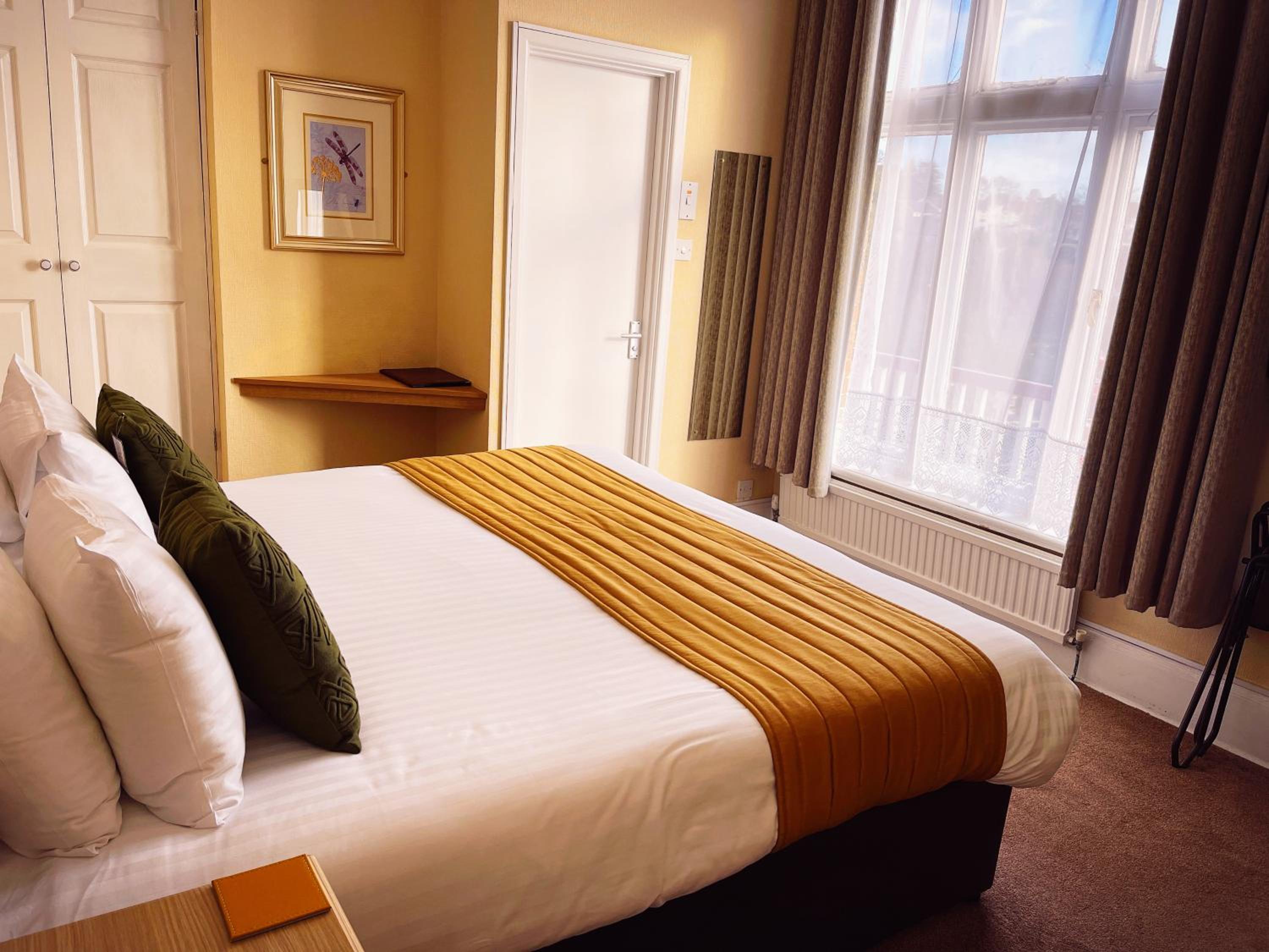 Premier Double or Twin Room photo 2