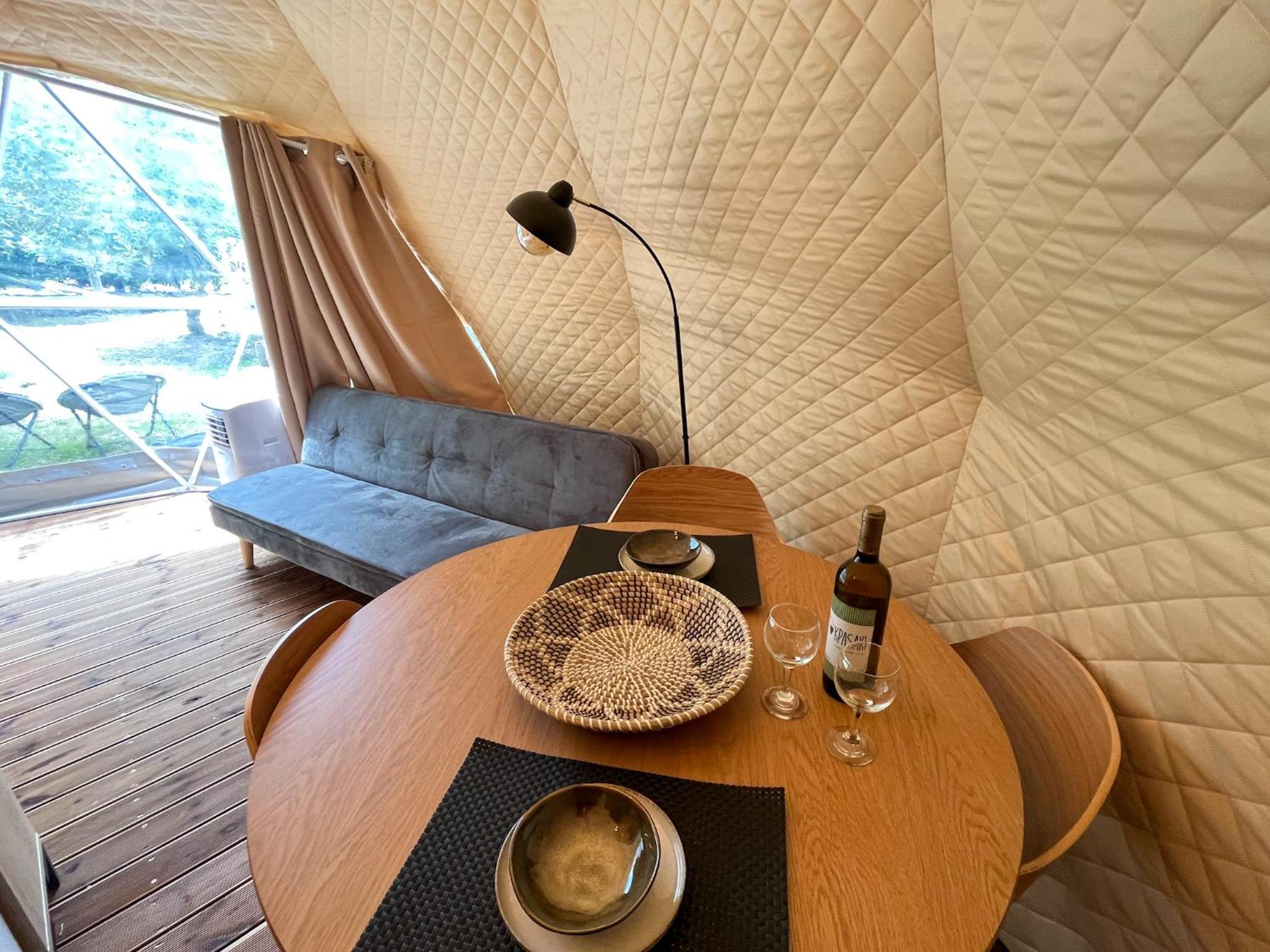 Tent - Photo 12