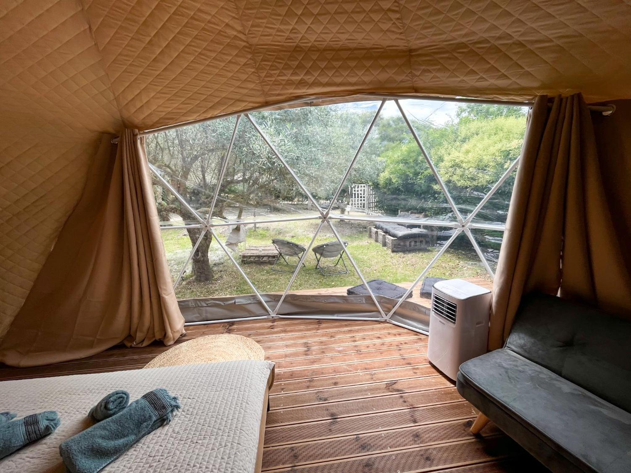 Tent - Photo 18