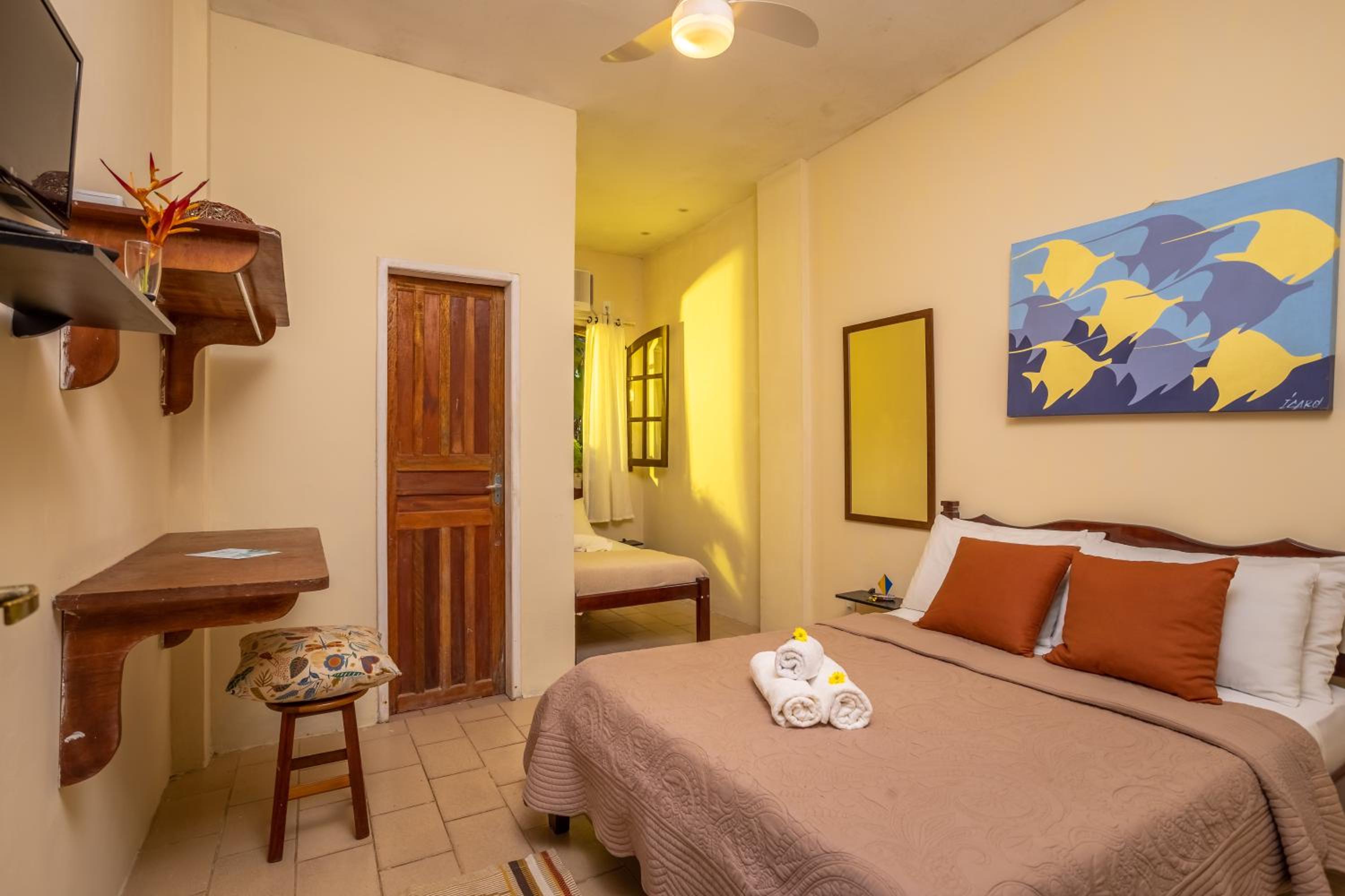 Basic Triple Room photo 1
