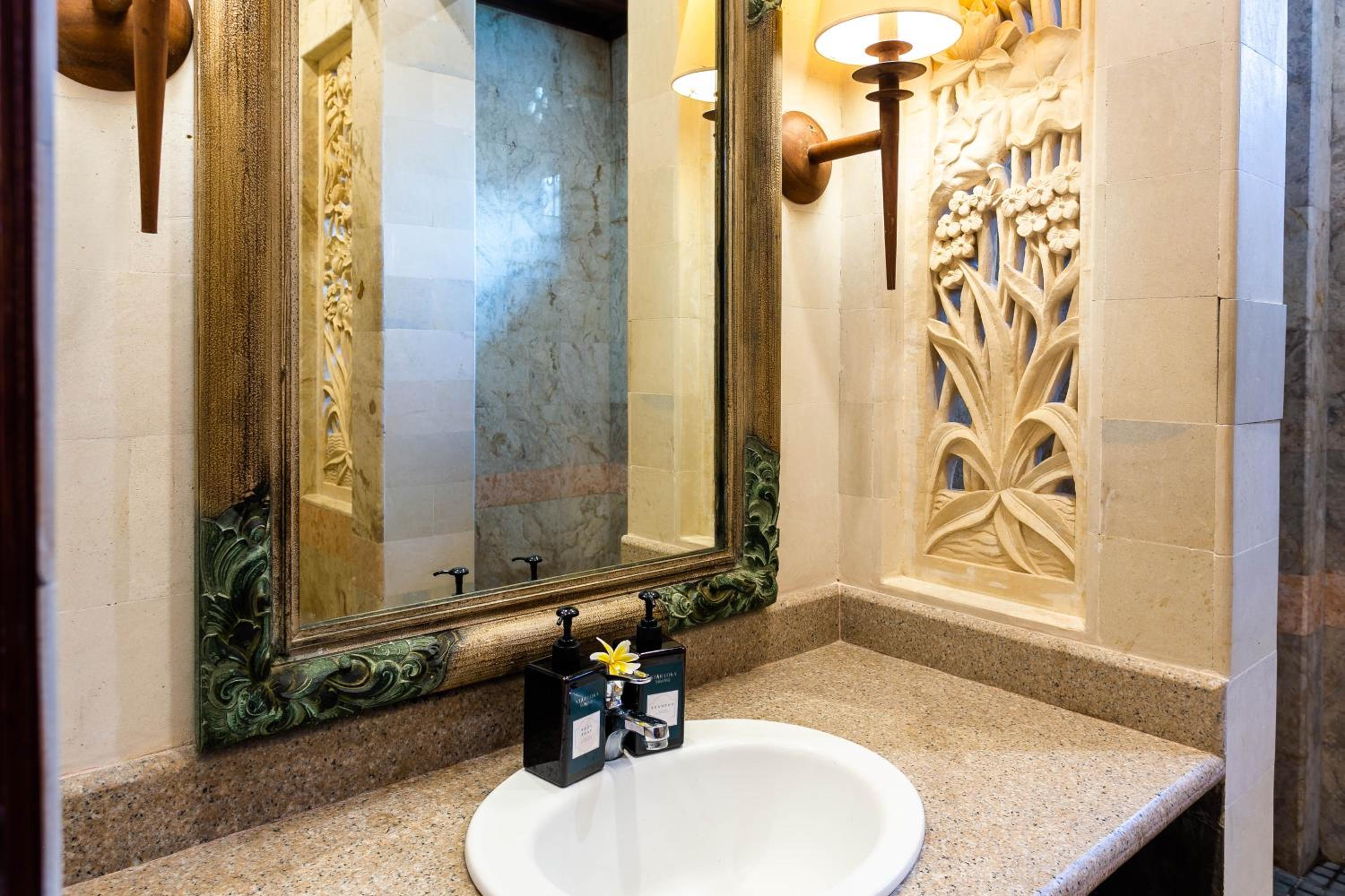 Family Suite - Photo 11