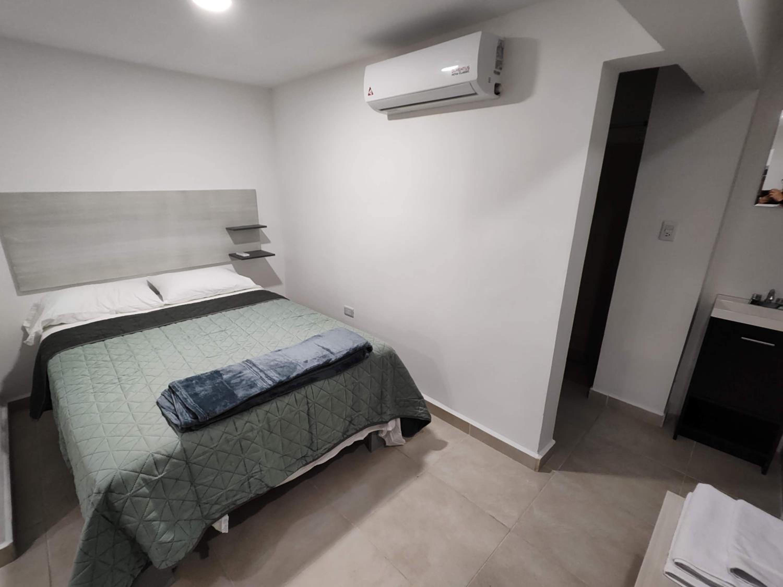 Triple Room with Private Bathroom photo 1