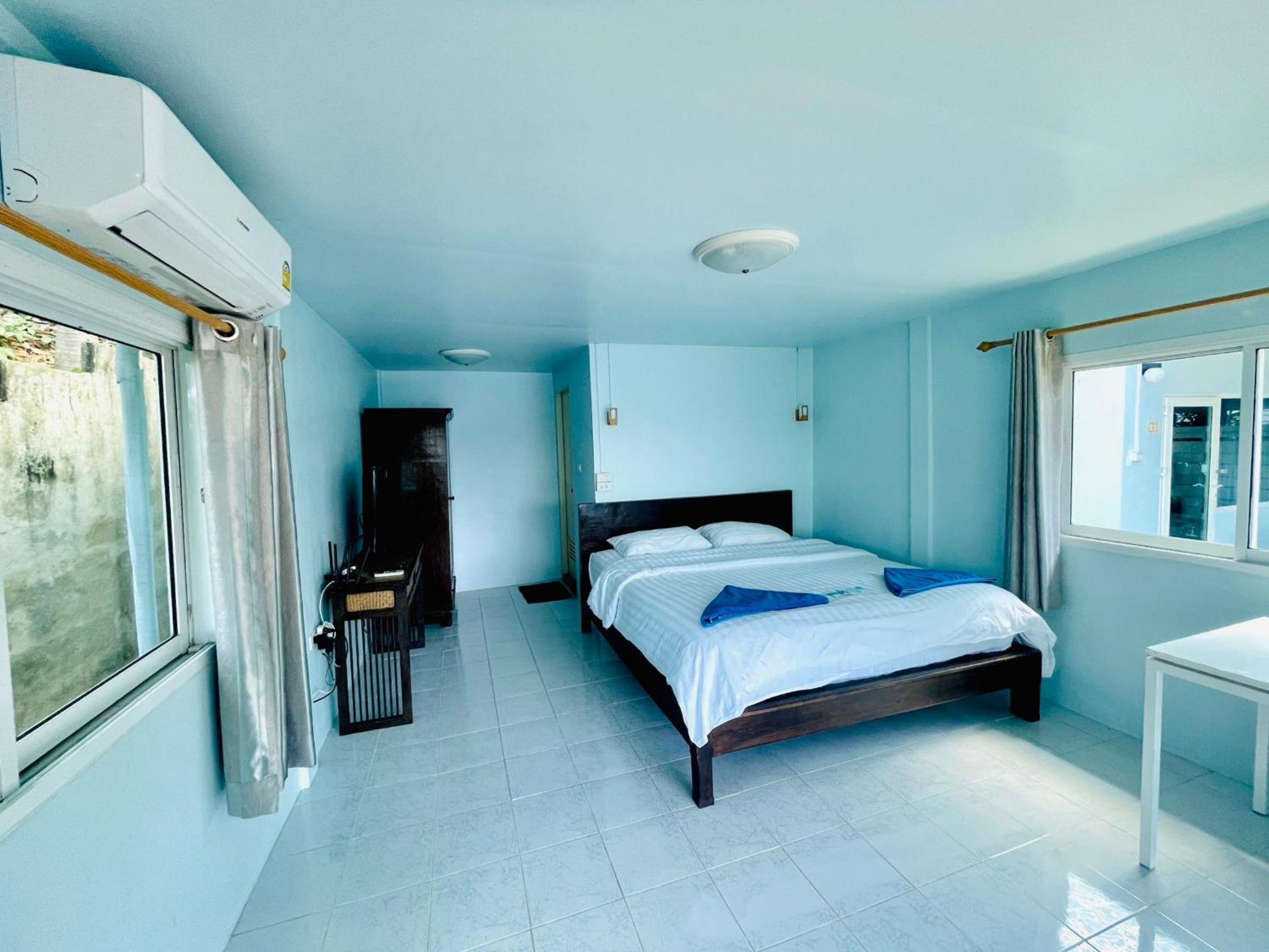 Deluxe Bungalow - Photo 6