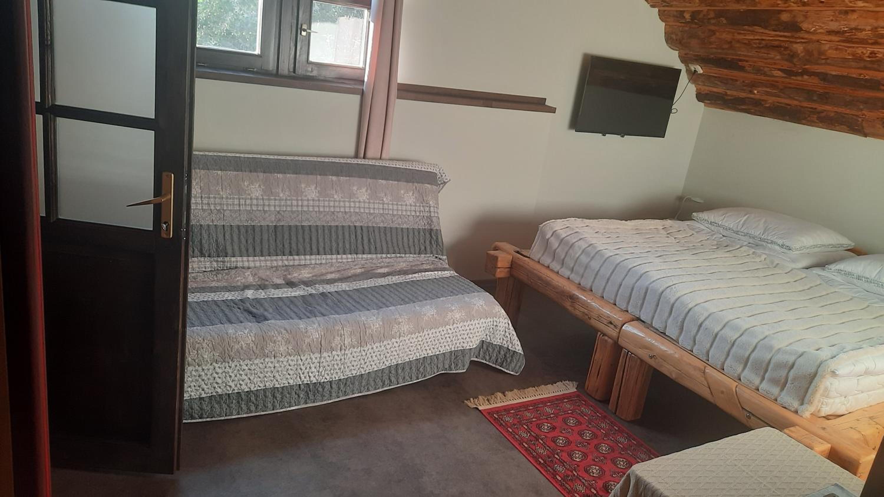 Quadruple Room photo 2