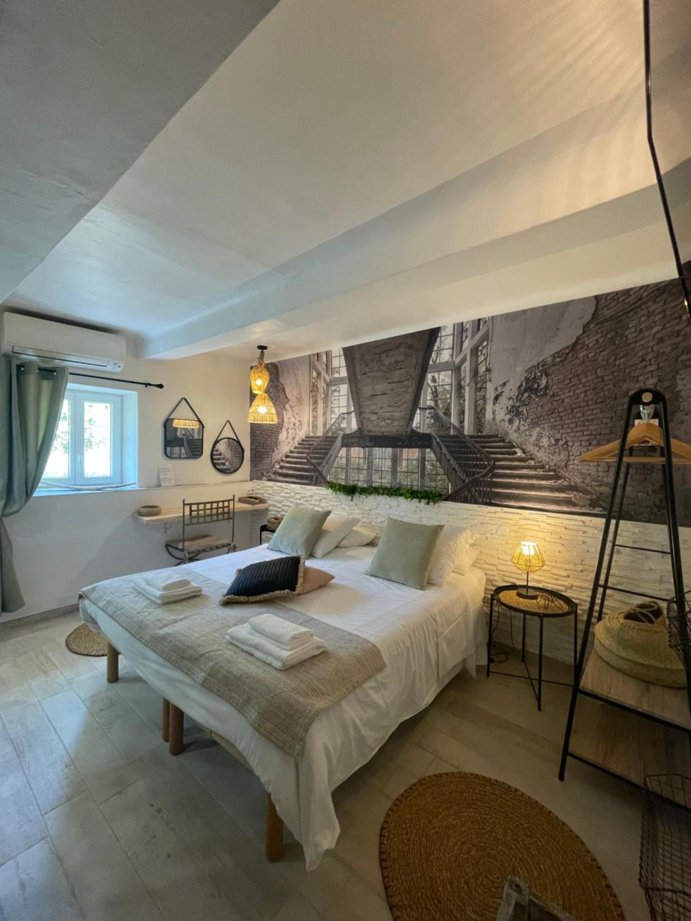 Deluxe Double Room - Photo 1