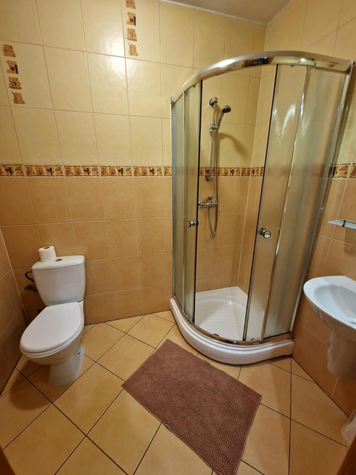 Double Room with Bathroom no 2 photo 3