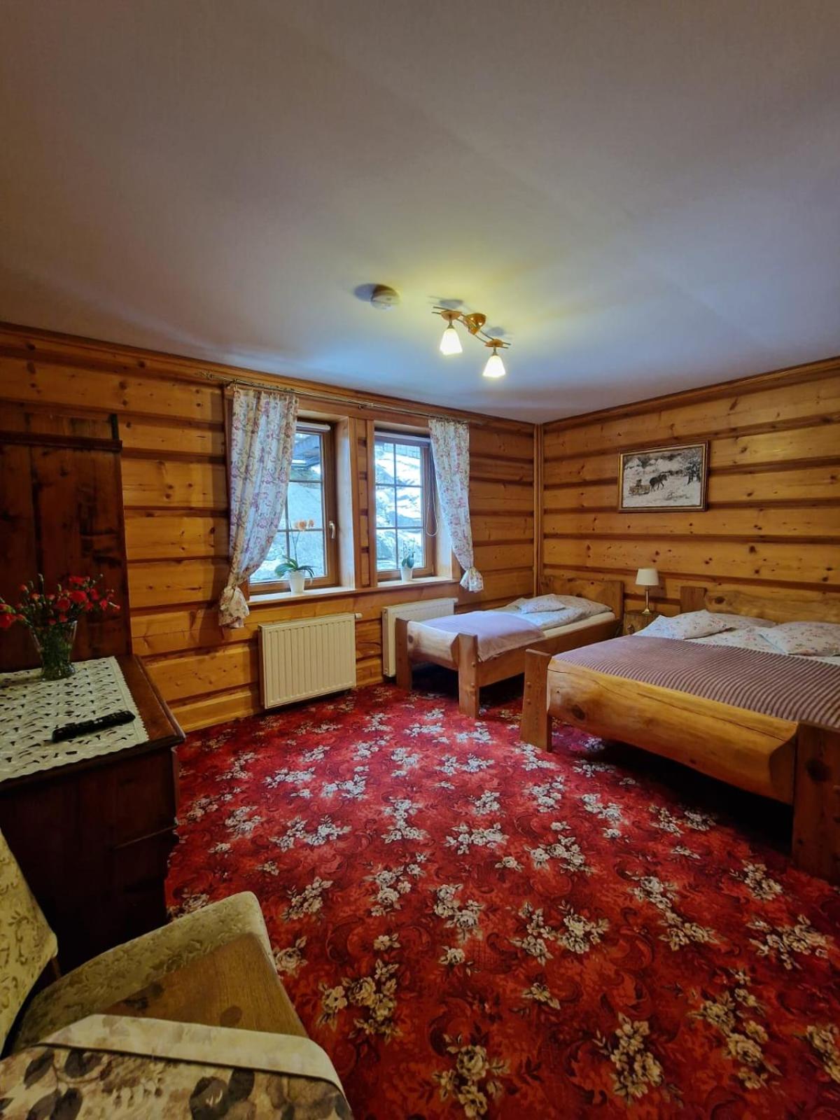 Triple Room with Bathroom photo 2