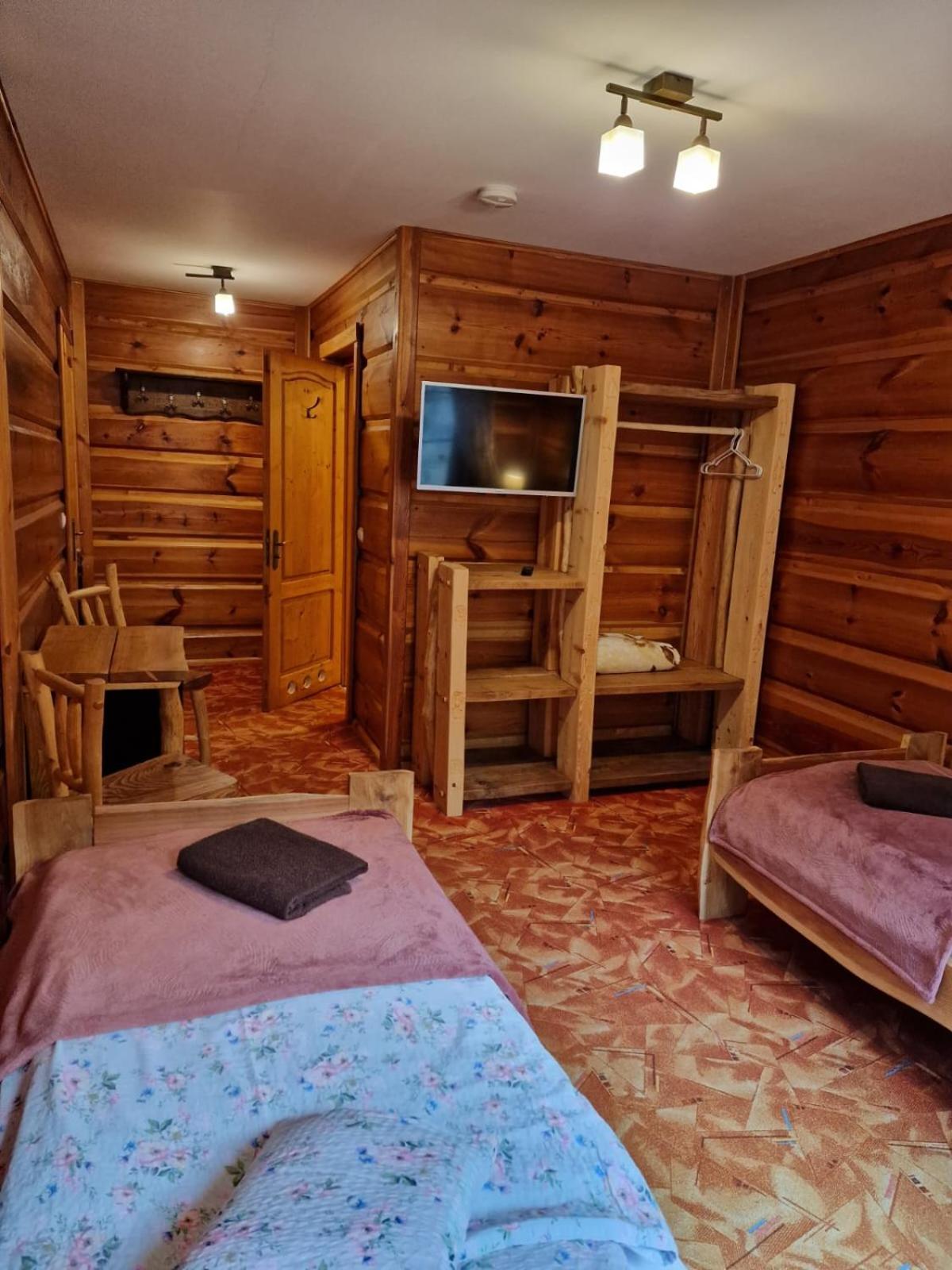Double Room with Bathroom no 2 photo 1