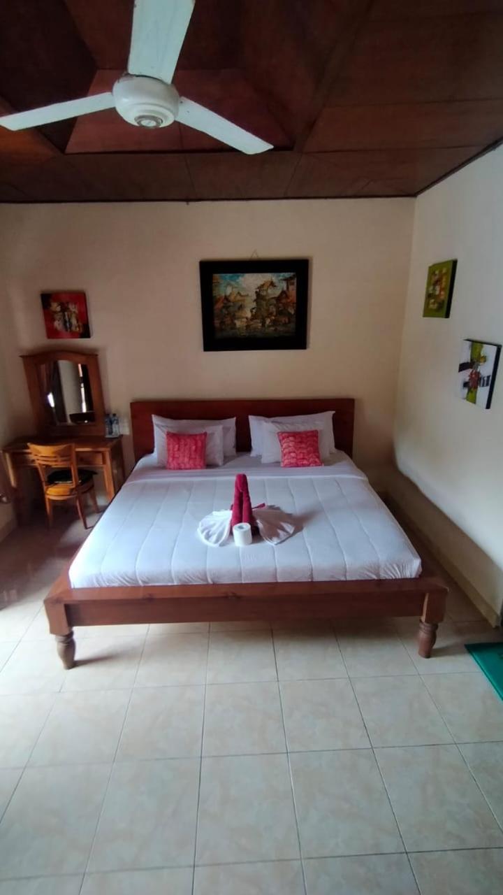Budget Triple Room