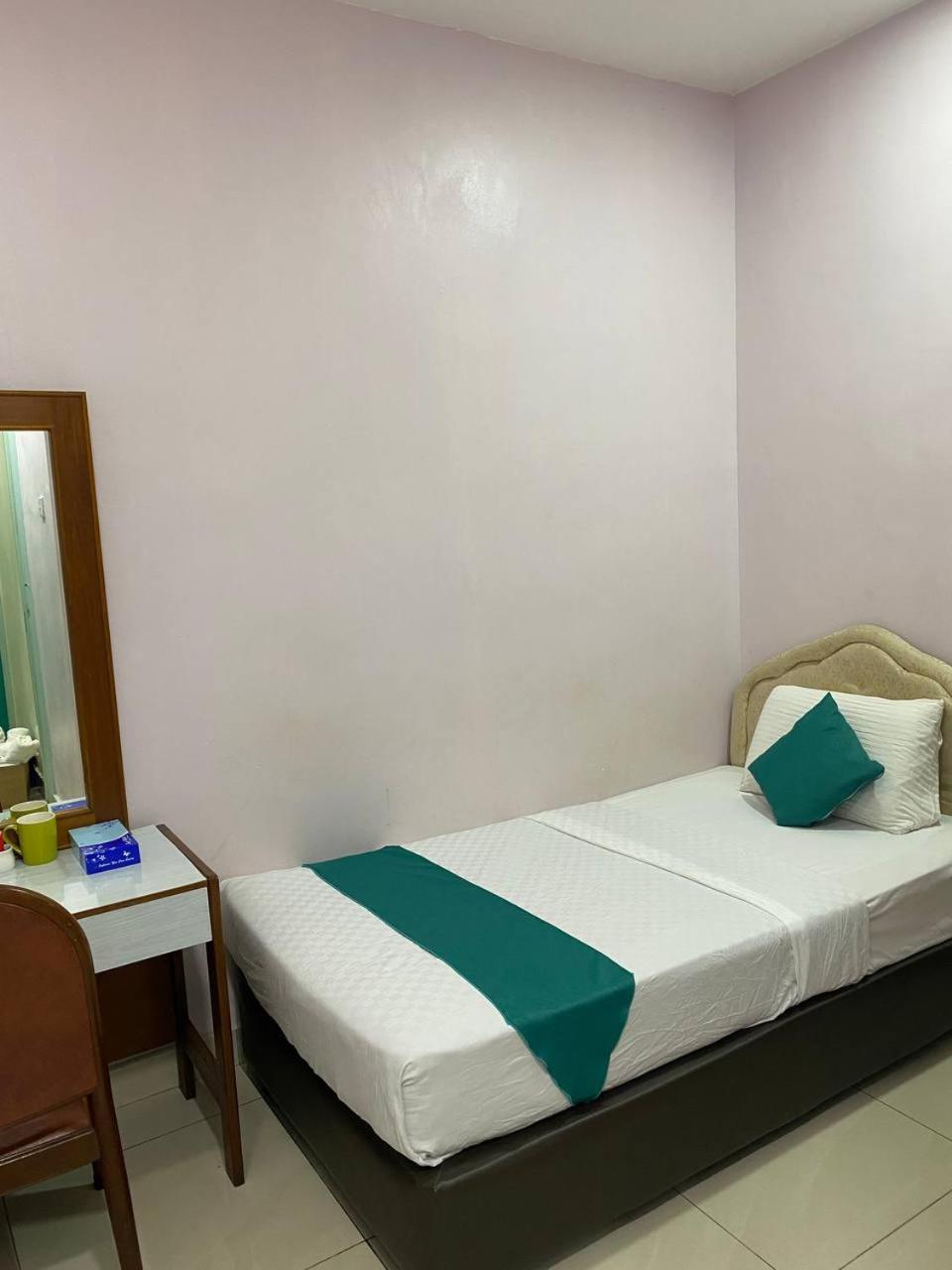 Deluxe Single Room photo 3