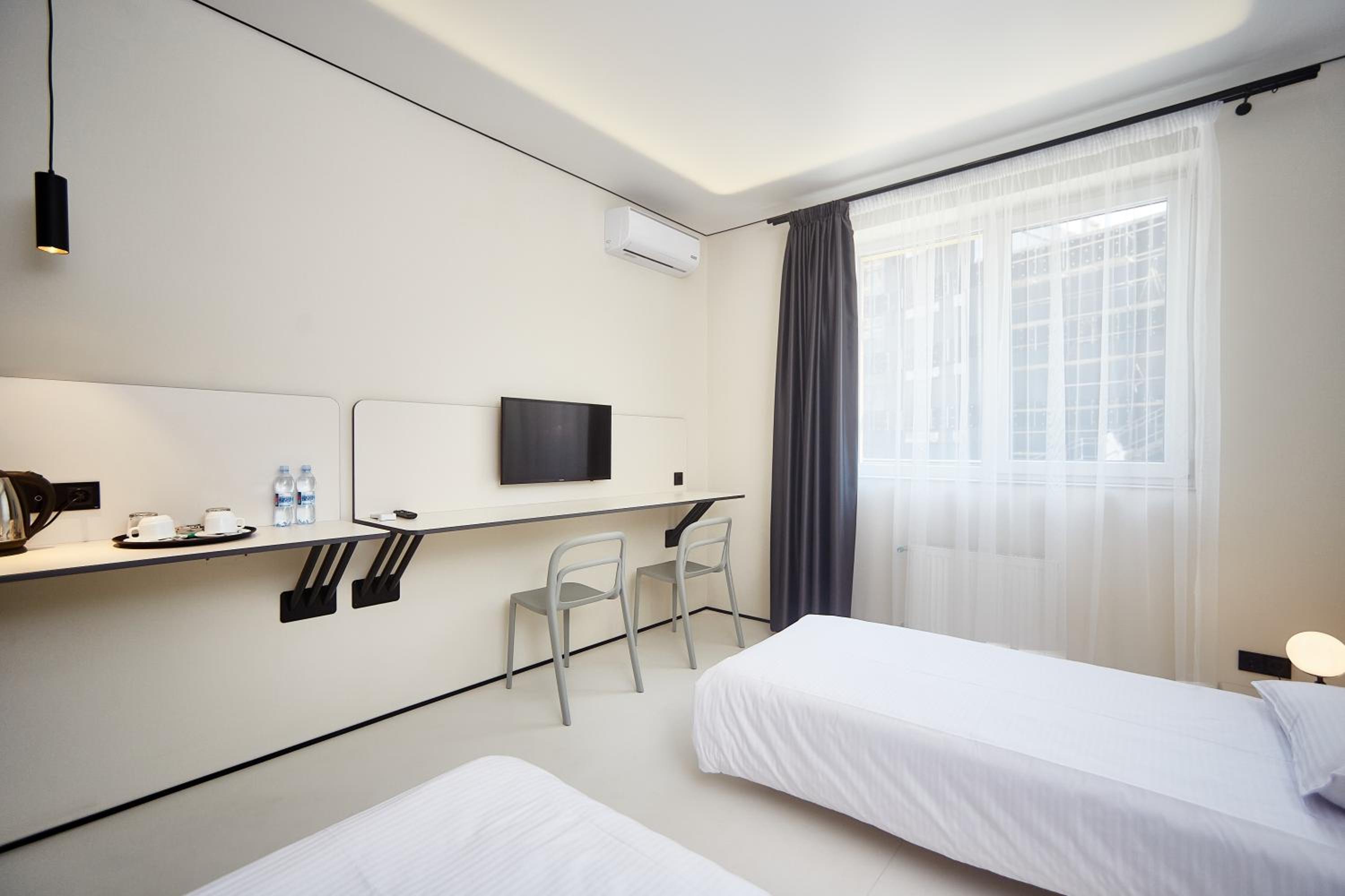 Double or Twin Room photo 3