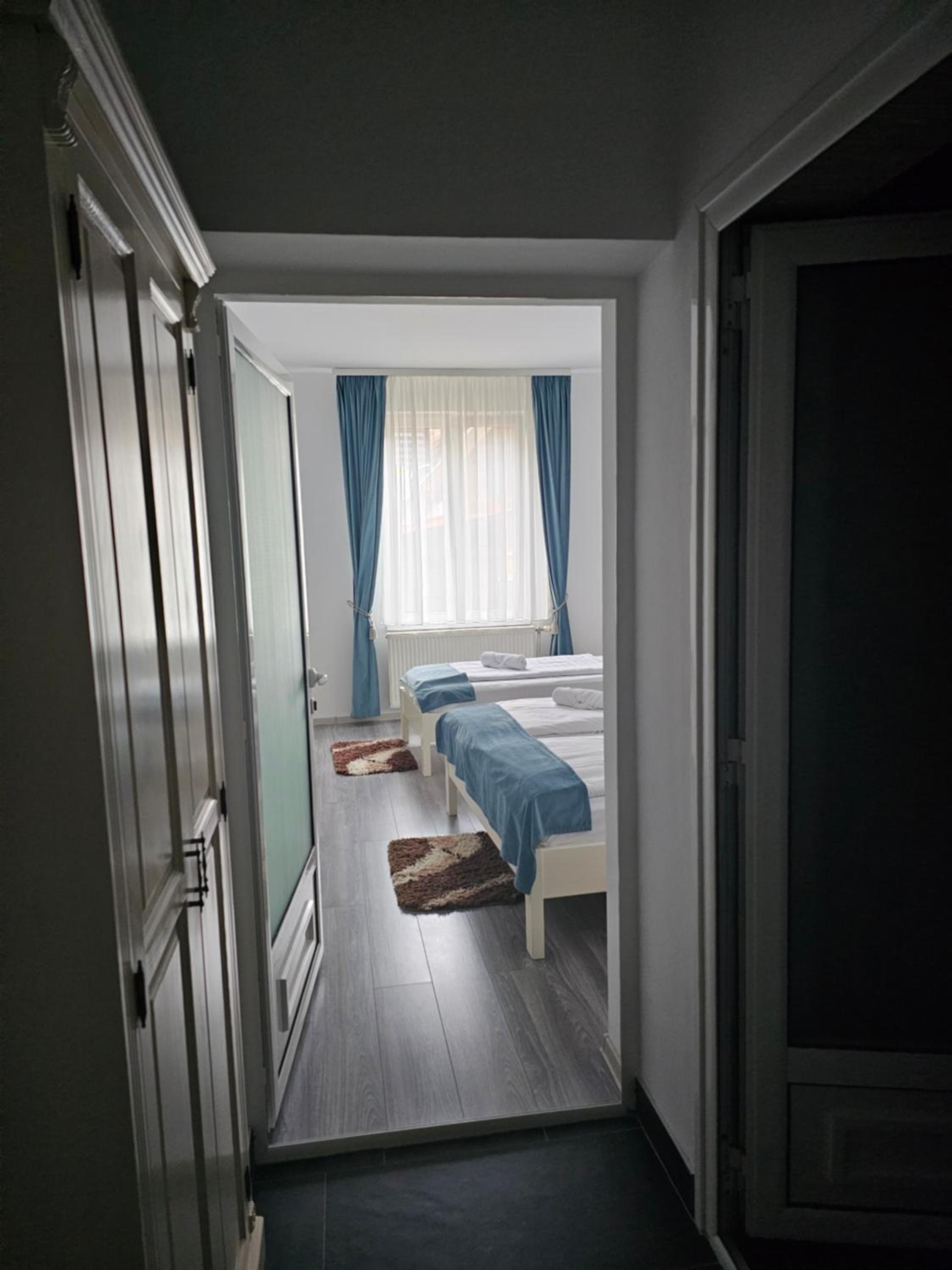 Classic Triple Room - Photo 1