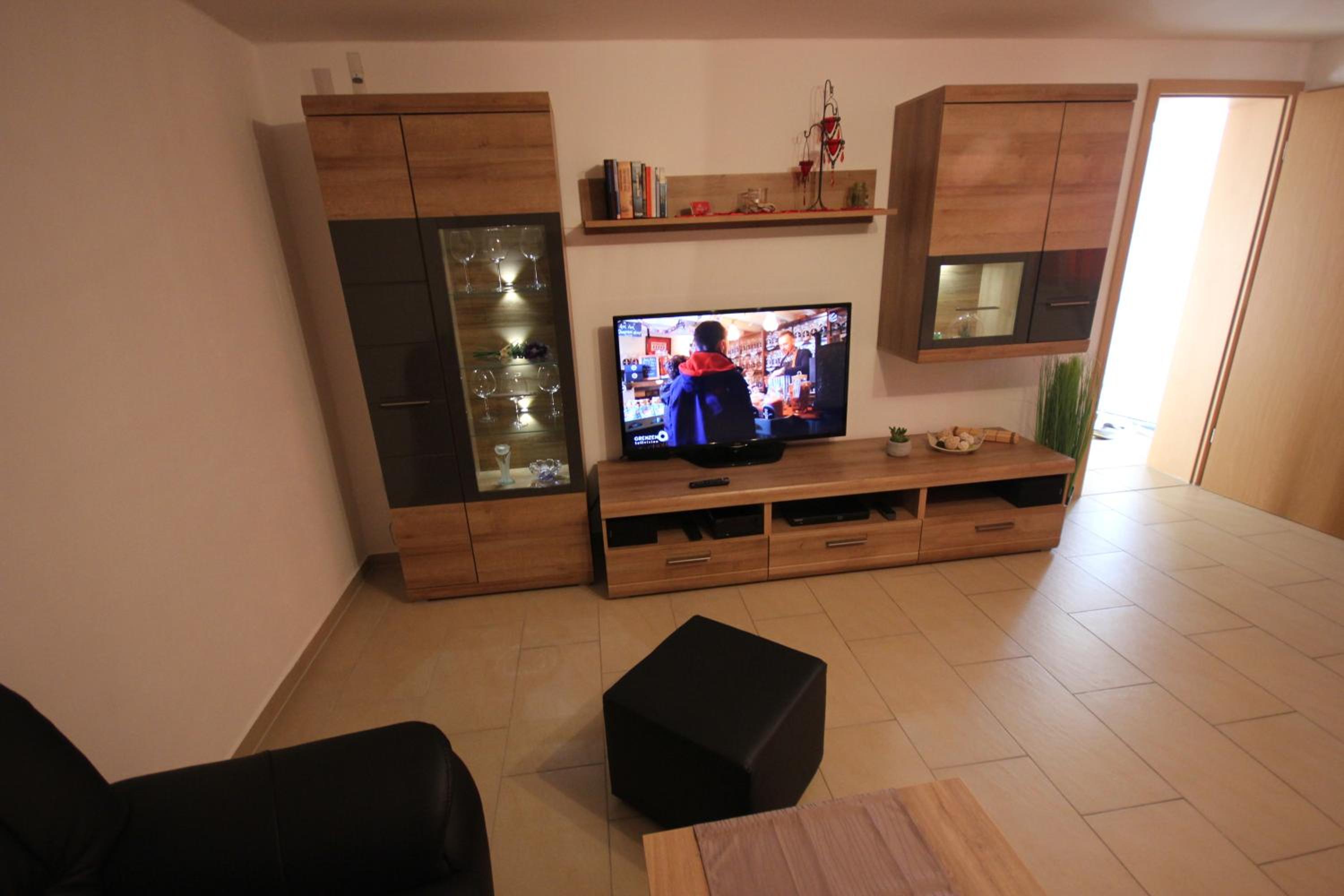 Apartment - Ground Floor photo 2