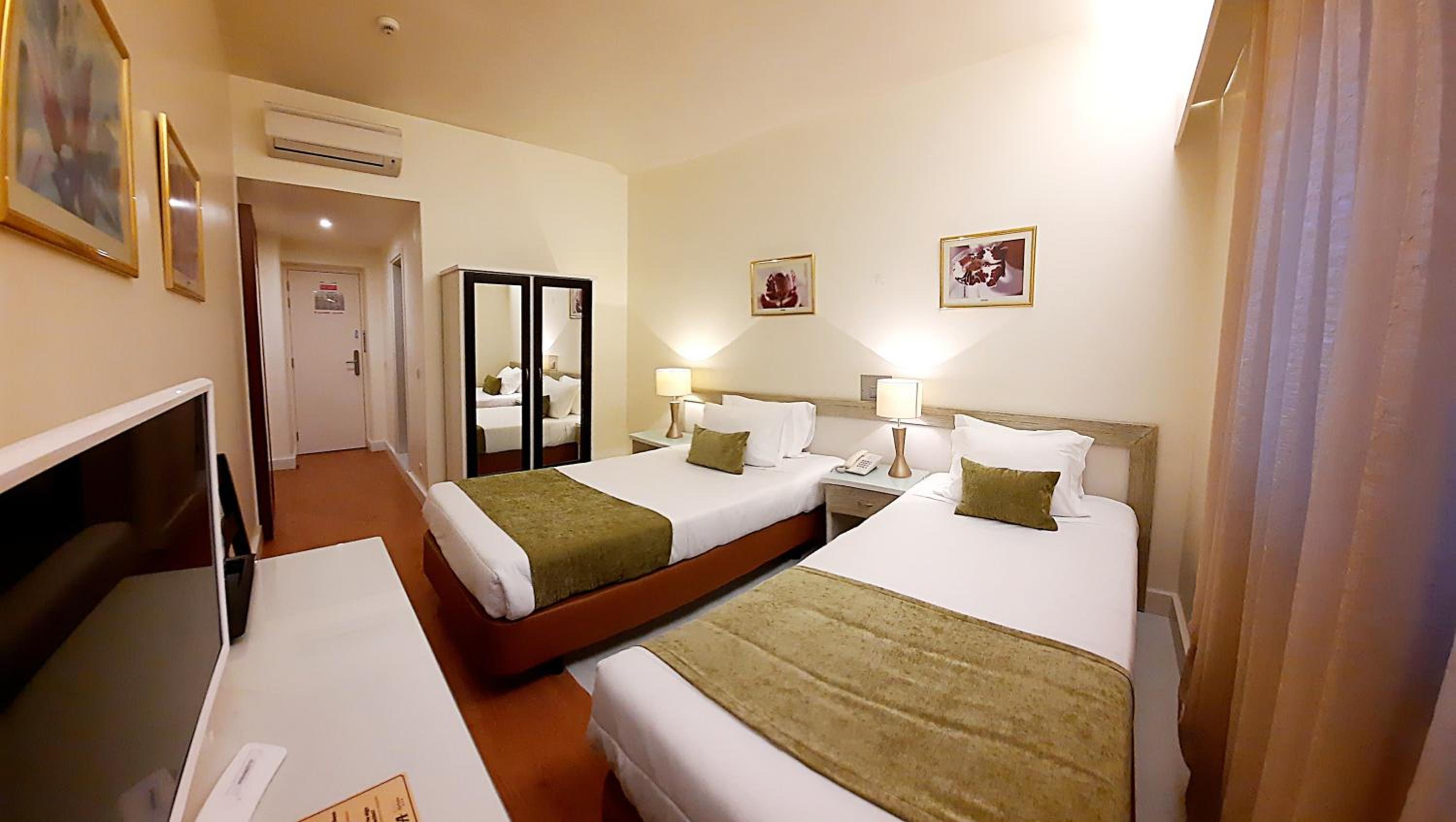 Two-Bedroom Suite