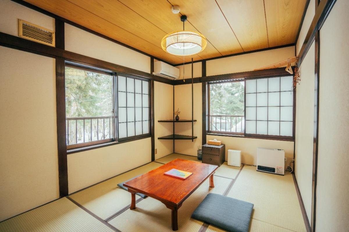 Japanese-Style Triple Room with Shared Bathroom