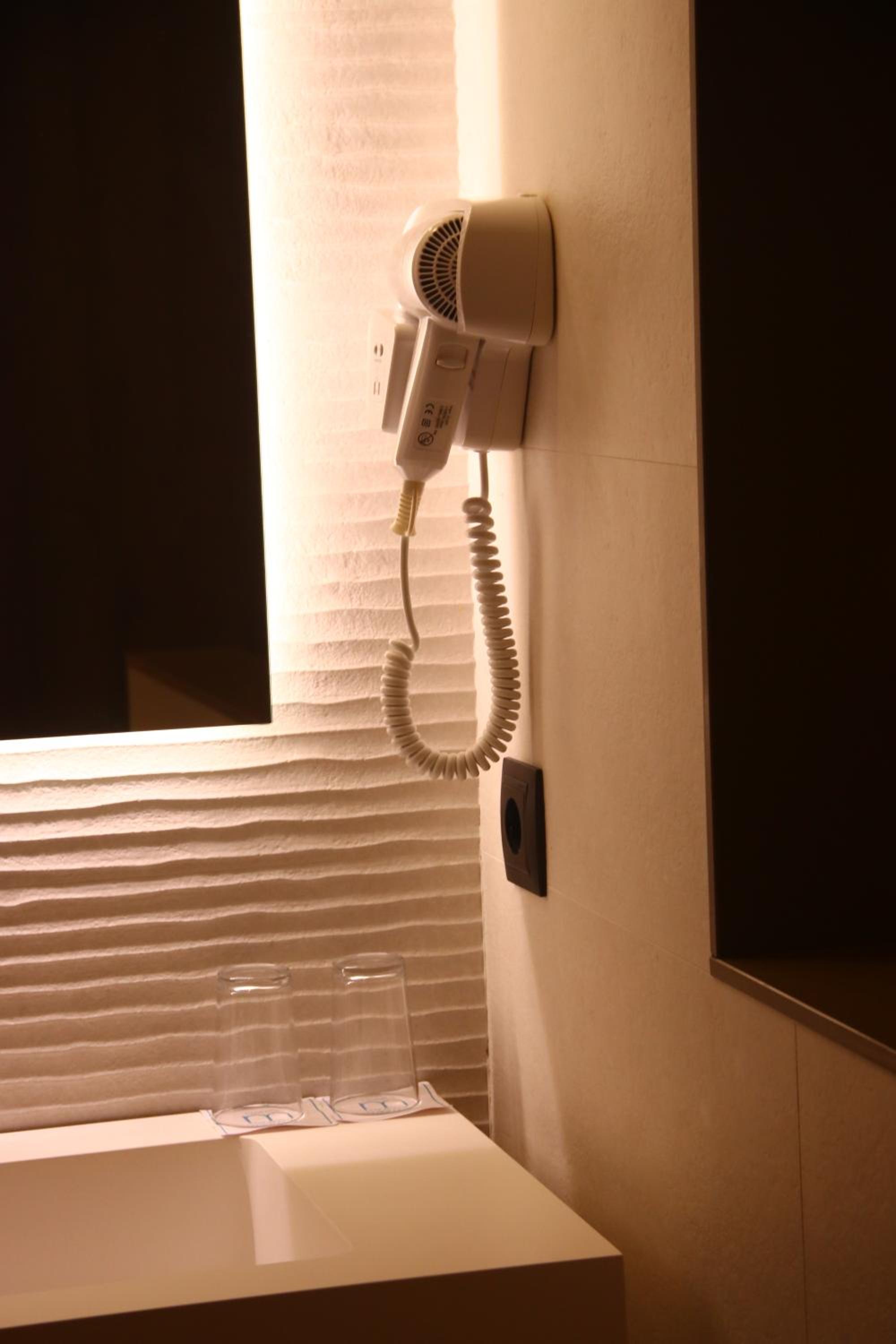 Premium Double Room - Photo 4